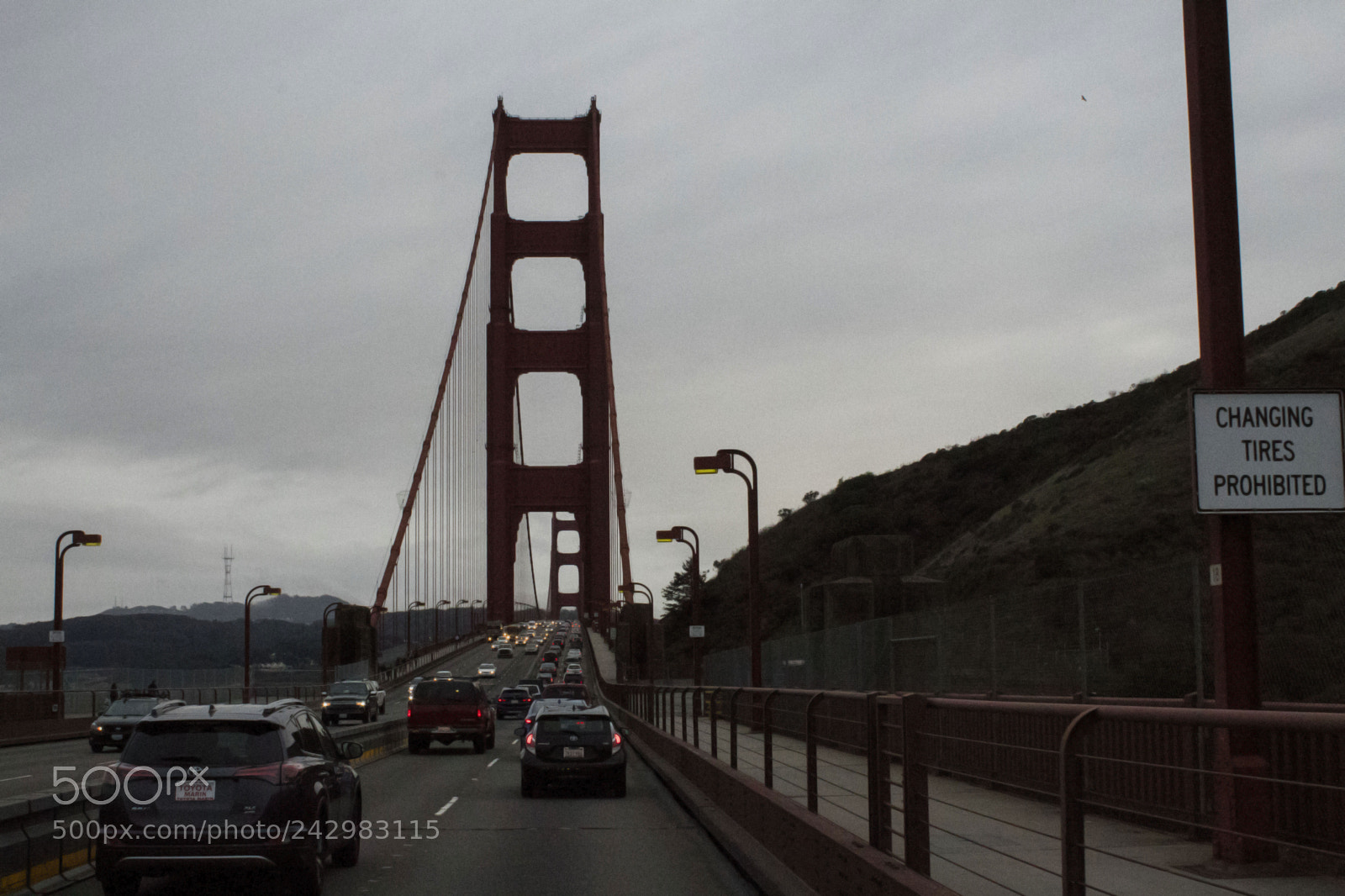 Canon EOS 1300D (EOS Rebel T6 / EOS Kiss X80) sample photo. Golden gate bridge- serenah photography