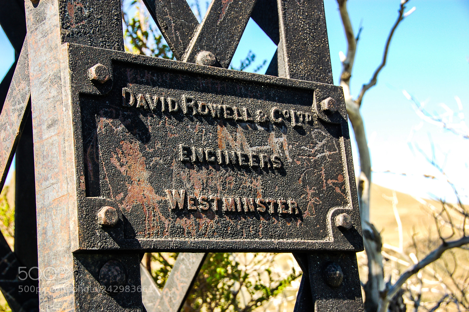 Nikon D50 sample photo. Builders of bridge over photography