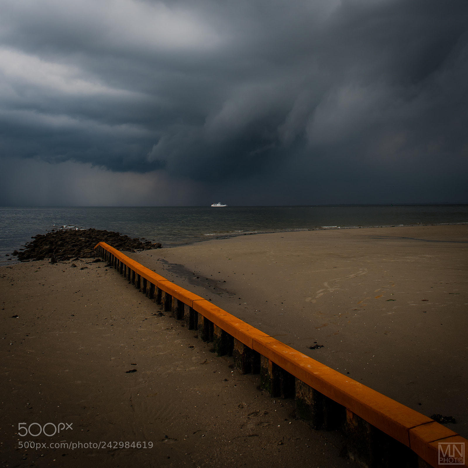 Nikon D810 sample photo. Sturmwarnung photography