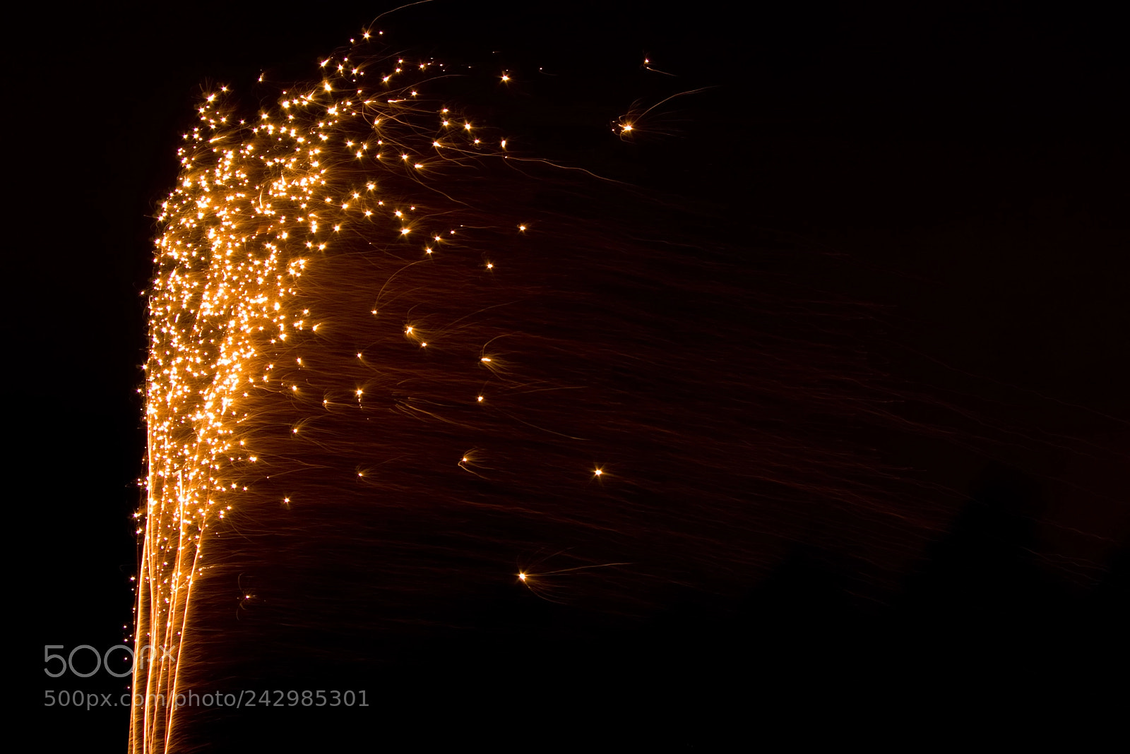 Pentax K100D sample photo. Shower of sparks photography