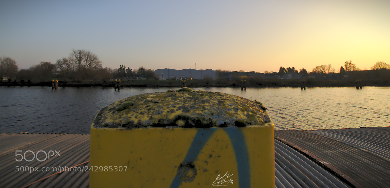 Nikon D90 sample photo. Time to moor photography