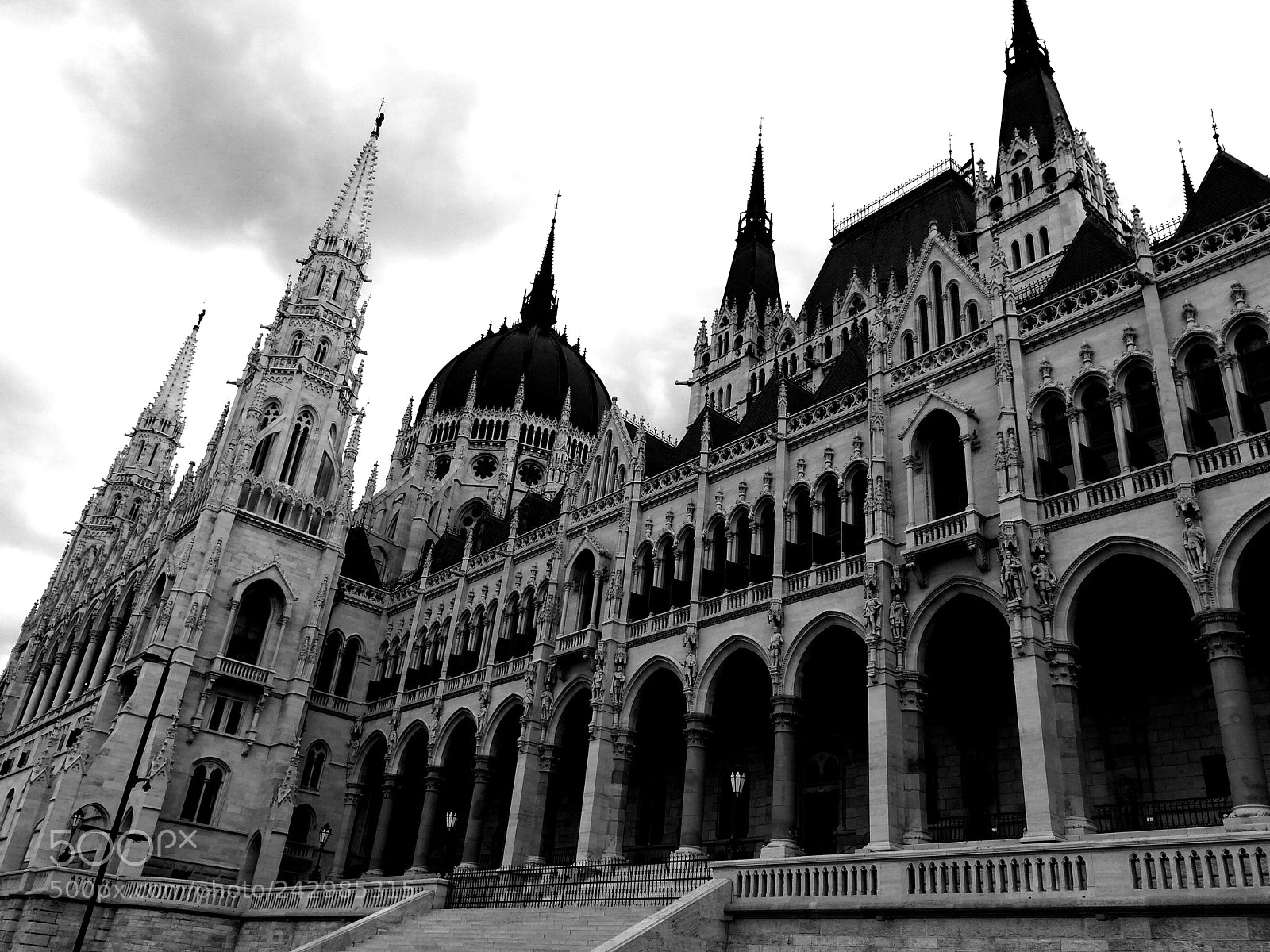 HUAWEI Mate 9 Pro sample photo. #budapest castle photography