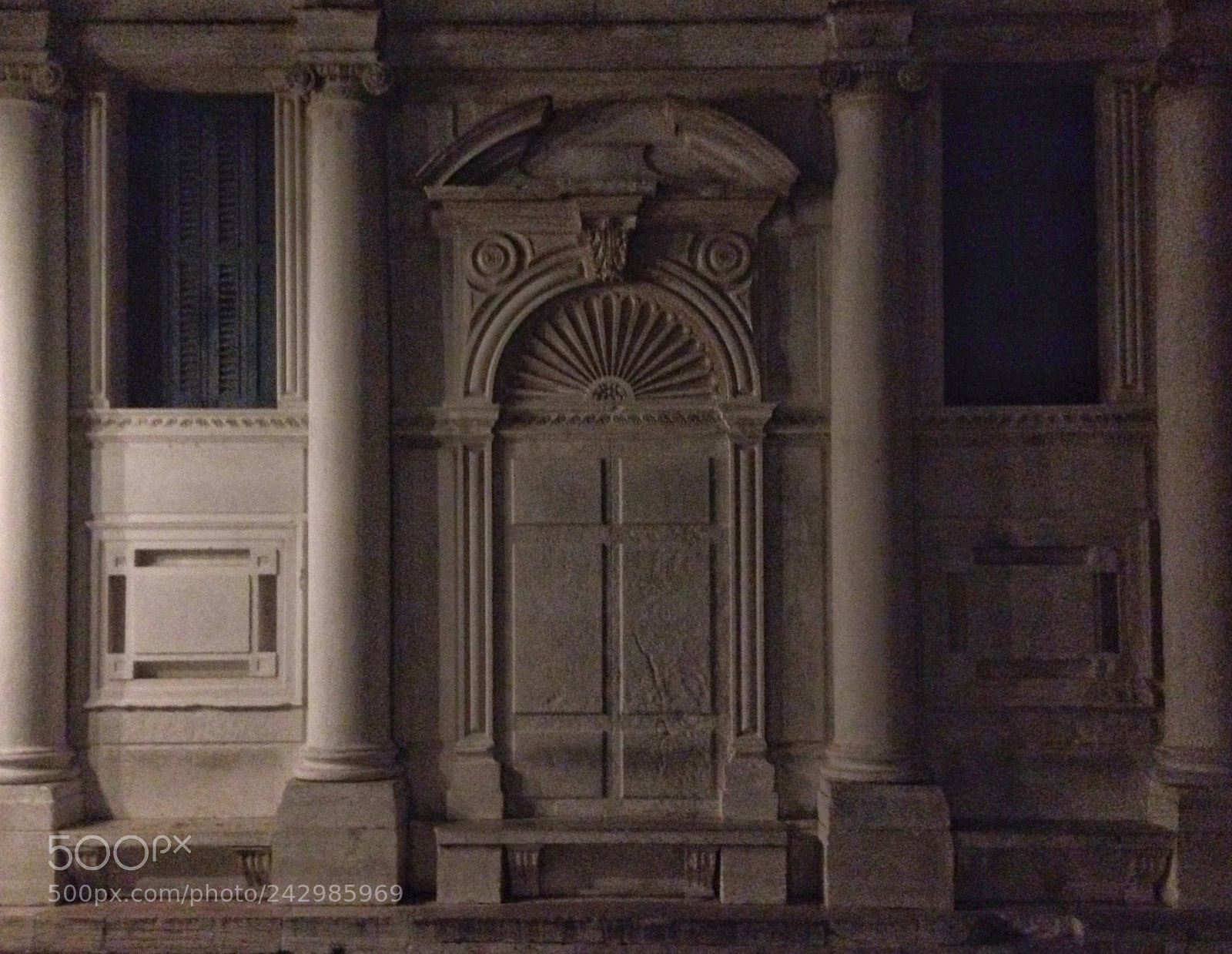 Apple iPhone 5 sample photo. Petrified gate photography