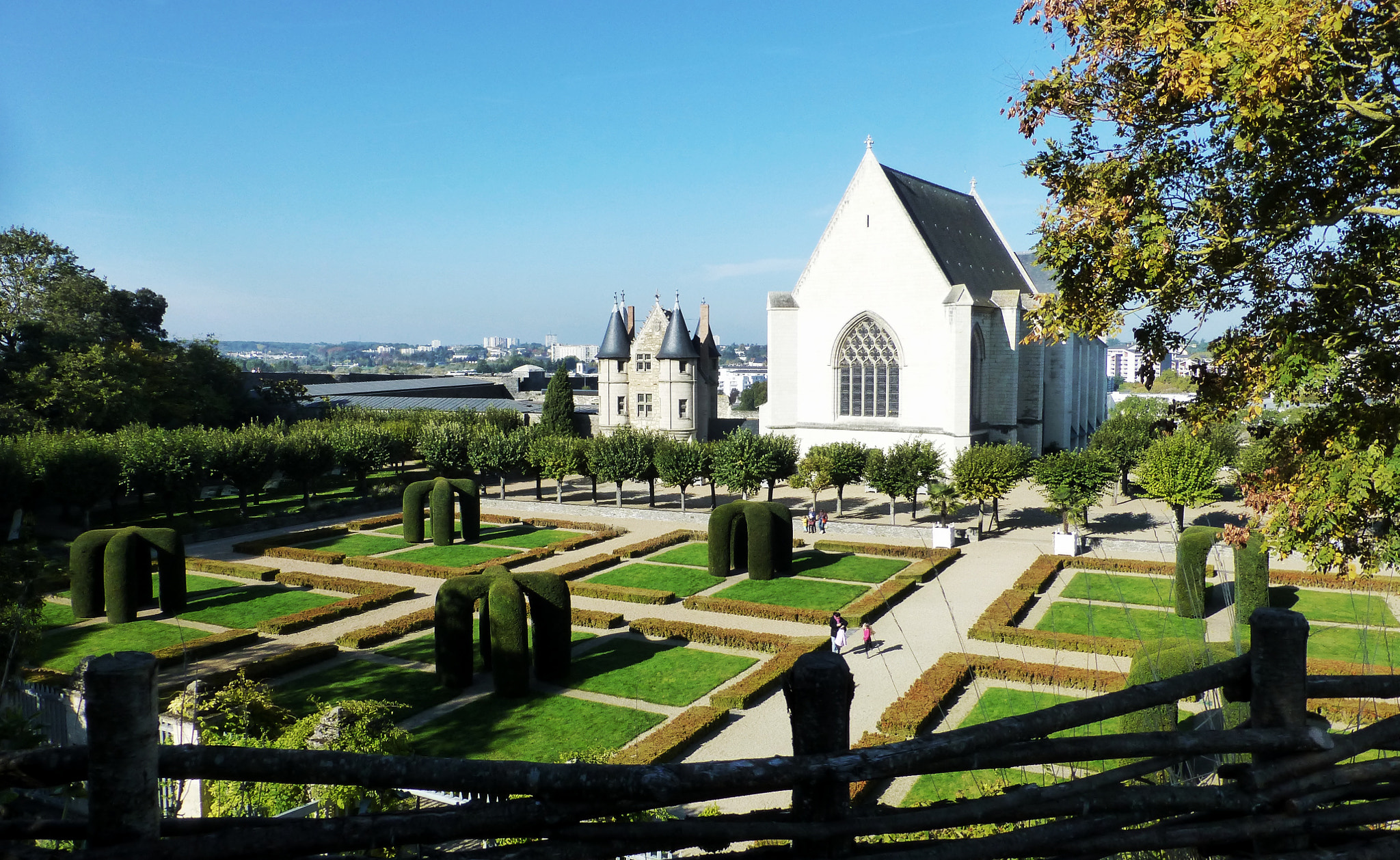 Panasonic Lumix DMC-ZS20 (Lumix DMC-TZ30) sample photo. Château d'angers photography