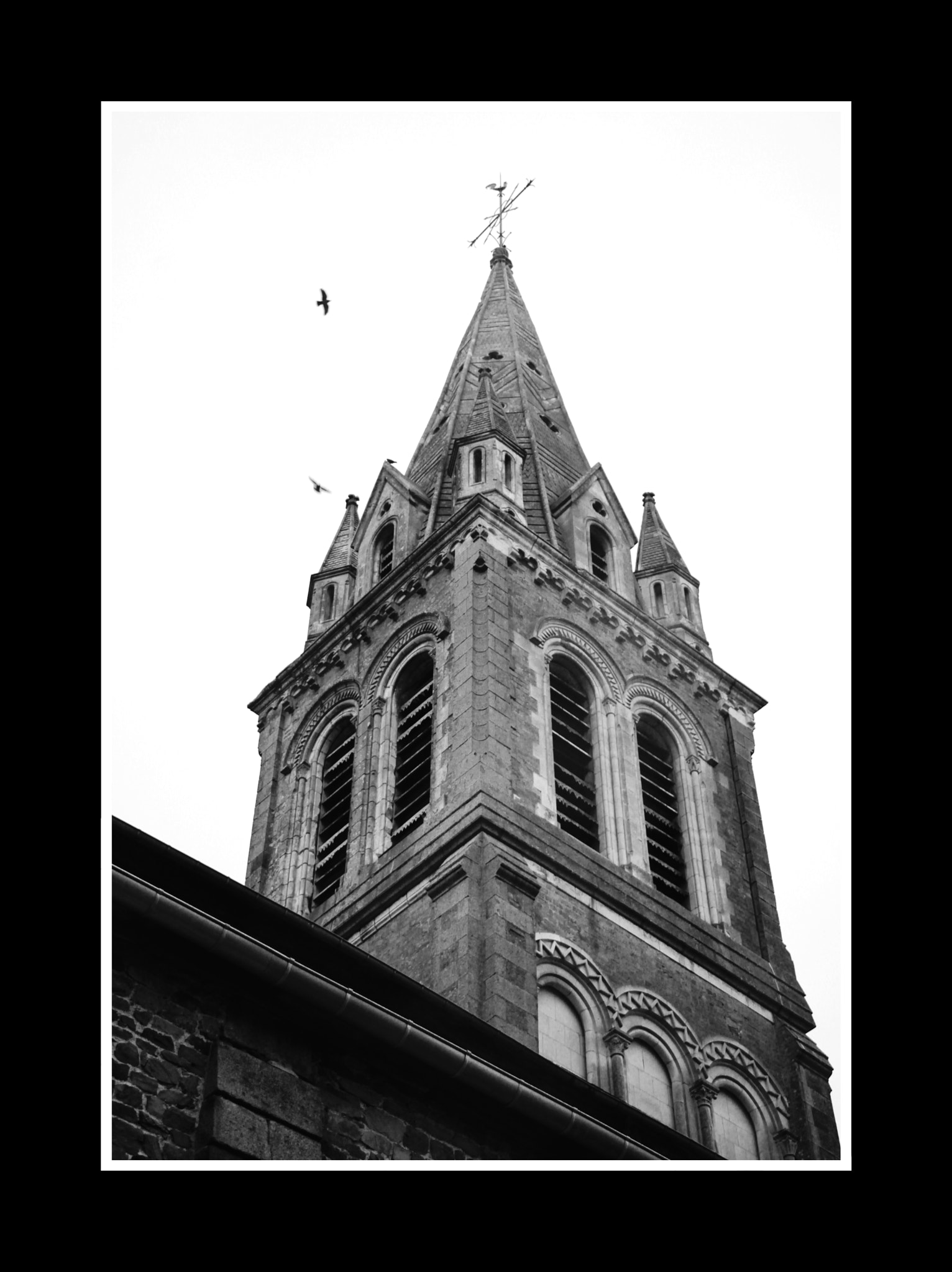 Canon EOS 550D (EOS Rebel T2i / EOS Kiss X4) sample photo. Eglise saint pierre et saint paul photography