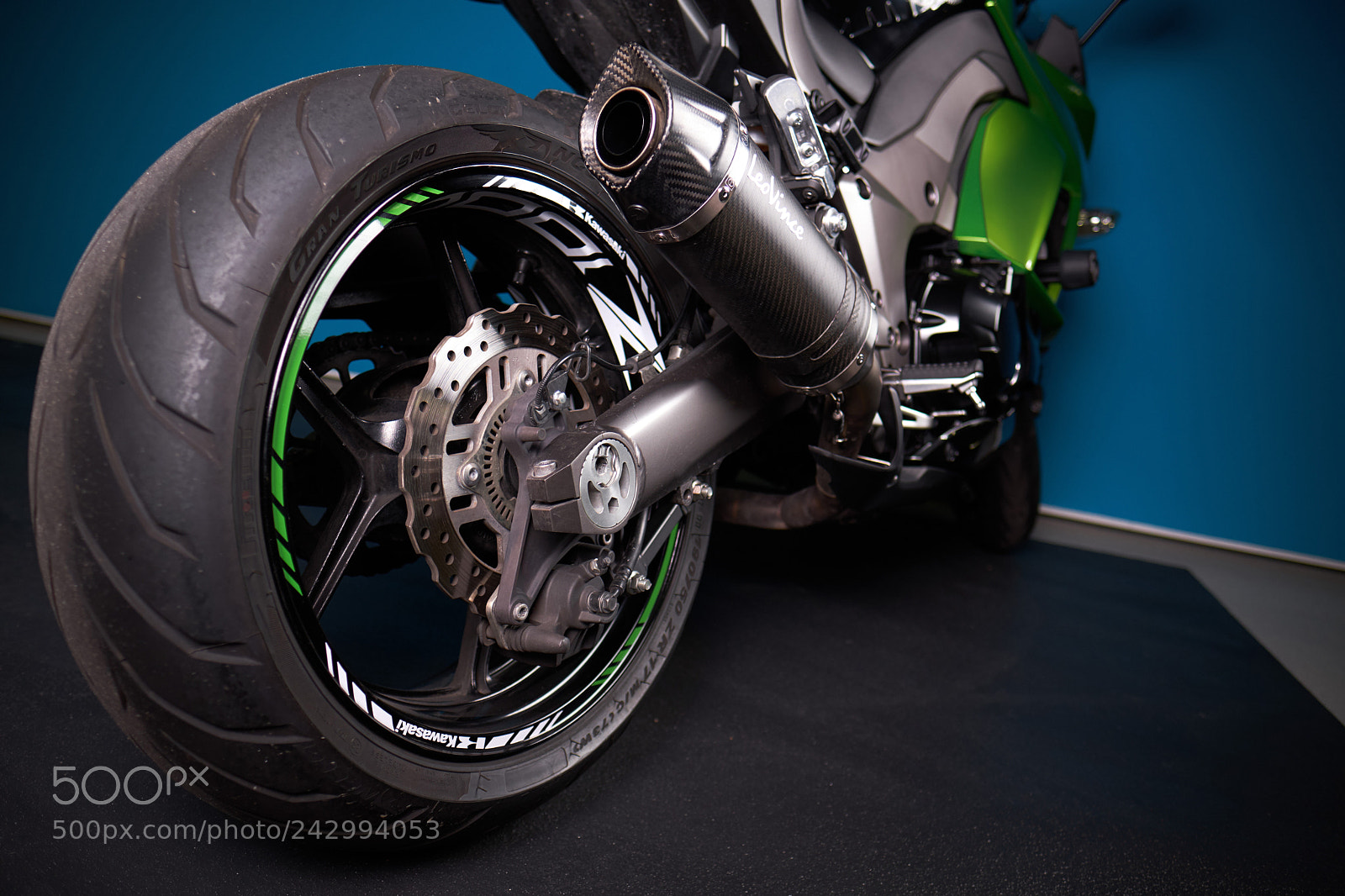 Fujifilm X-T2 sample photo. Kiwi strobes 2/3 photography