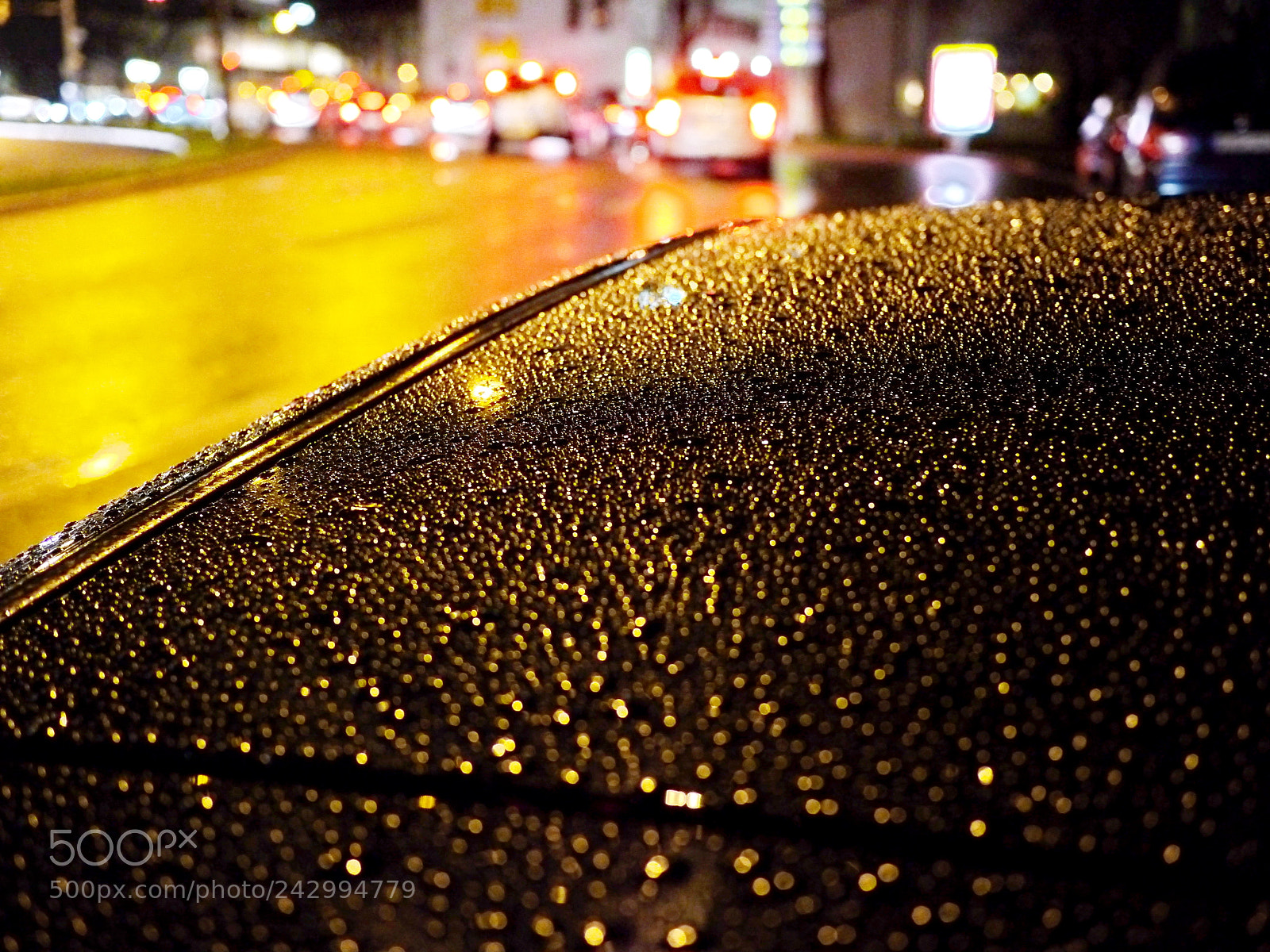 Panasonic Lumix DMC-GH2 sample photo. Car roof in street photography
