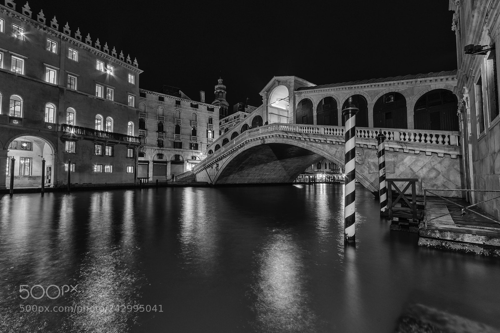 Nikon D7200 sample photo. Night falls in rialto photography