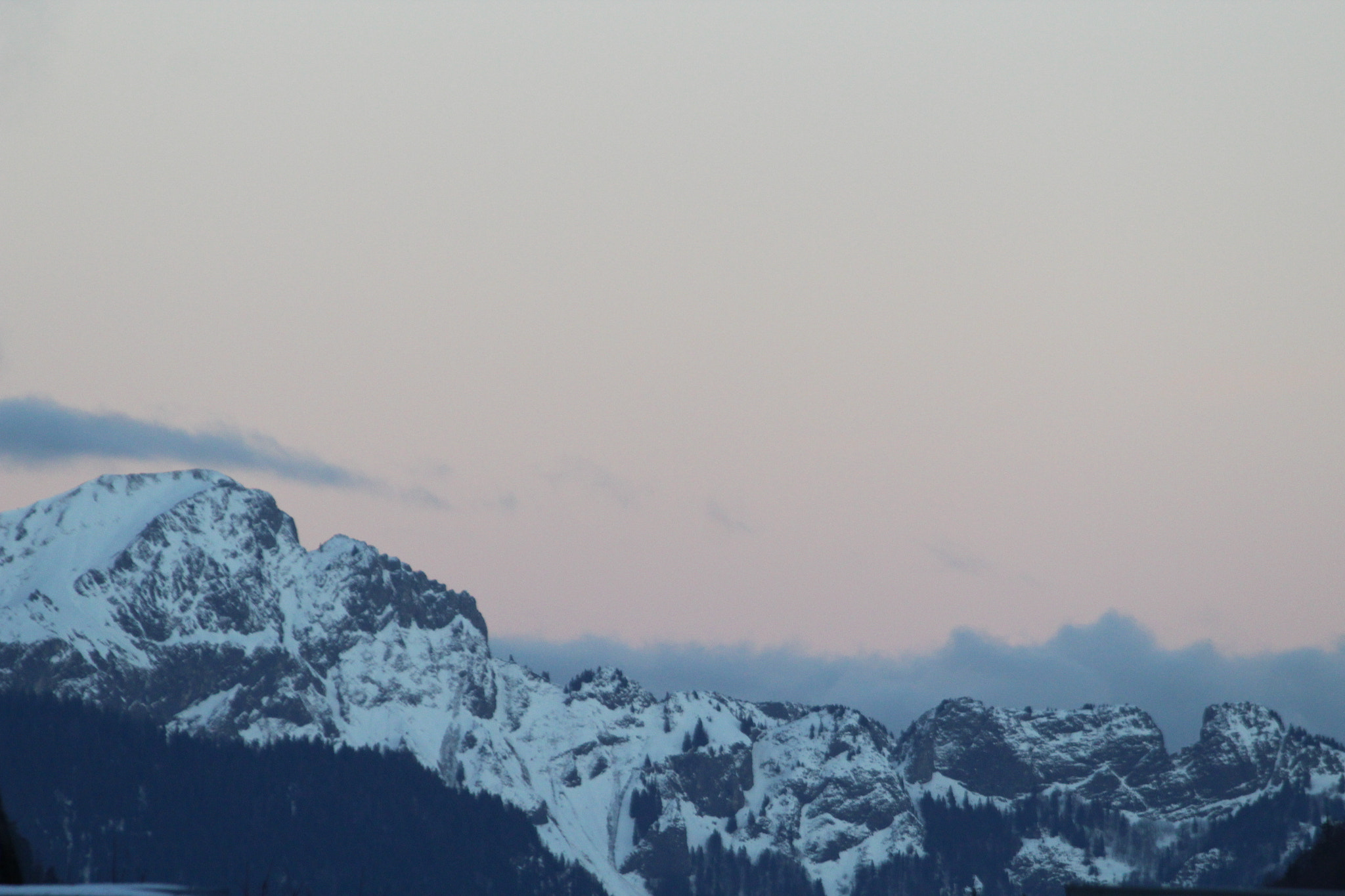 Canon EF 70-300mm F4-5.6 IS USM sample photo. The sun goes down photography