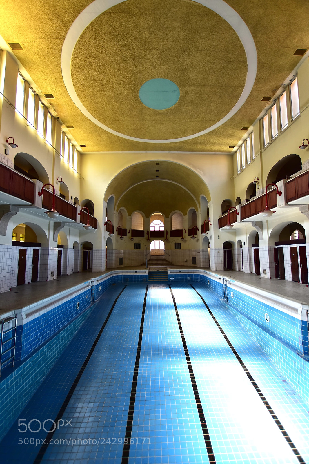 Nikon D7200 sample photo. Volksbad circle photography