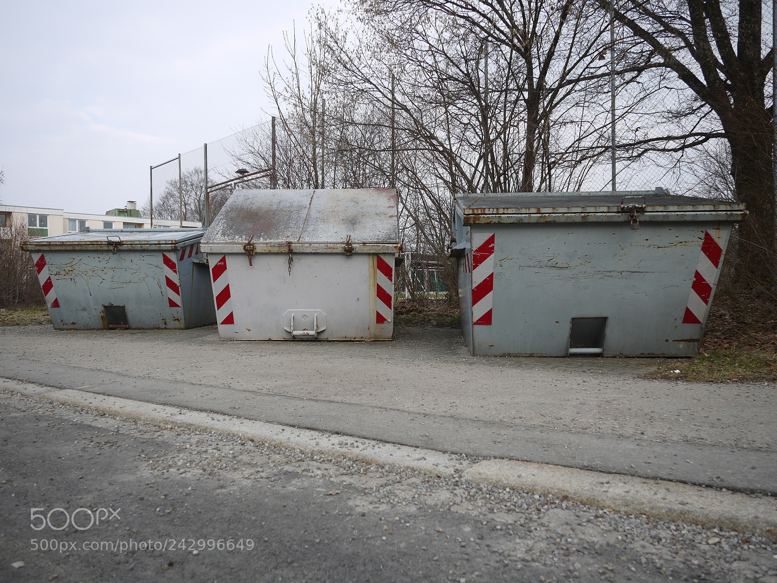 Panasonic Lumix DMC-GF2 sample photo. Container standing border street photography