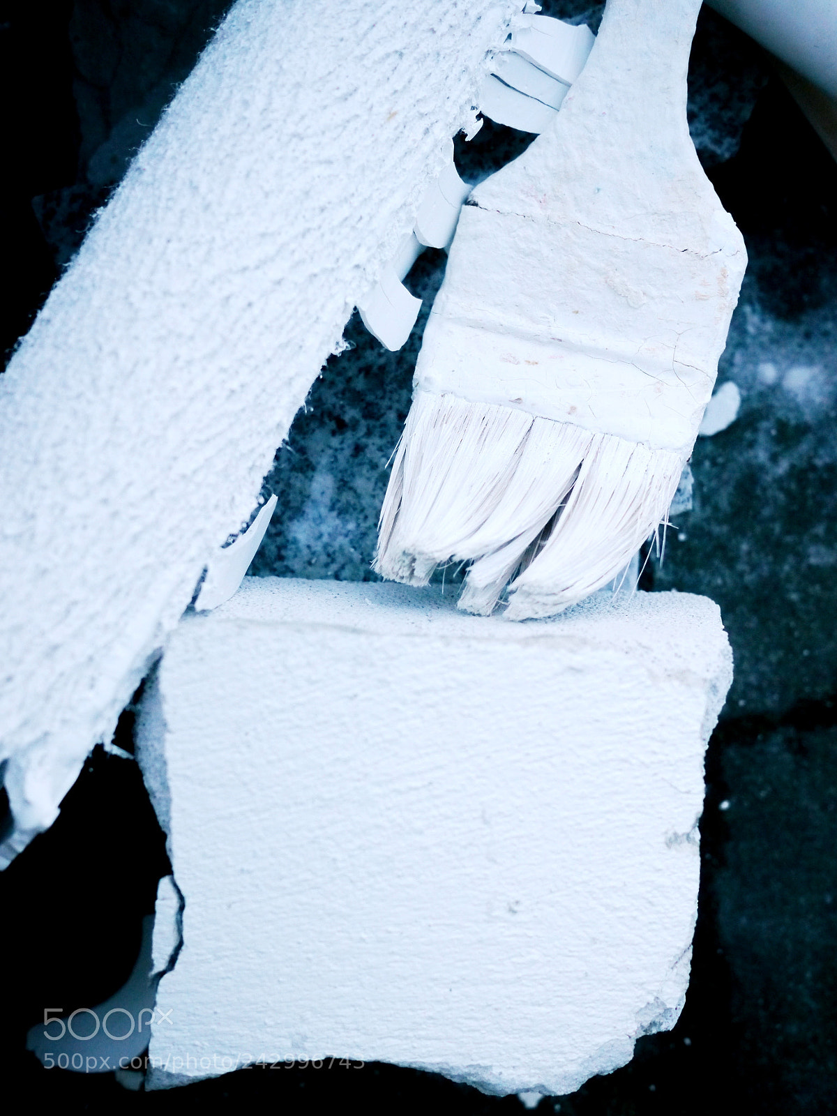 Panasonic Lumix DMC-GH2 sample photo. White coloured paint equipment photography