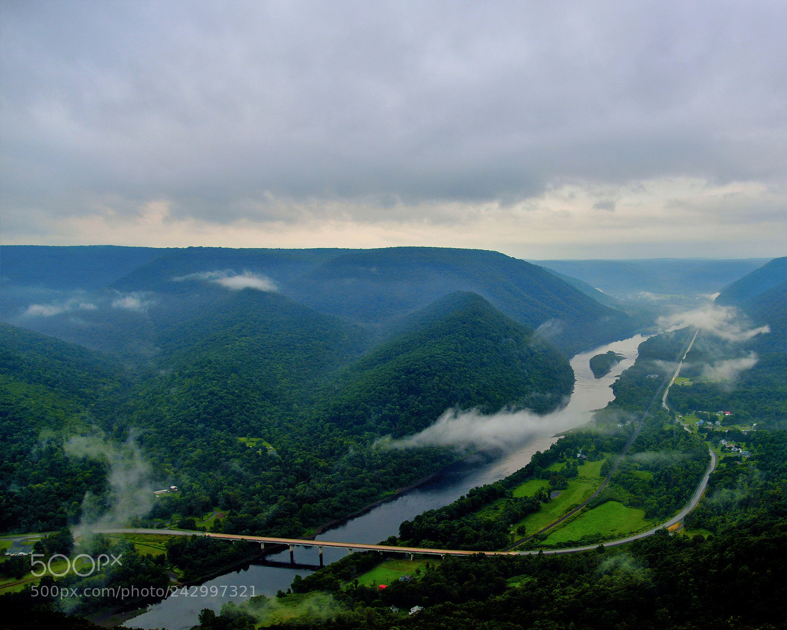 Nikon D810 sample photo. Hyner view state park photography