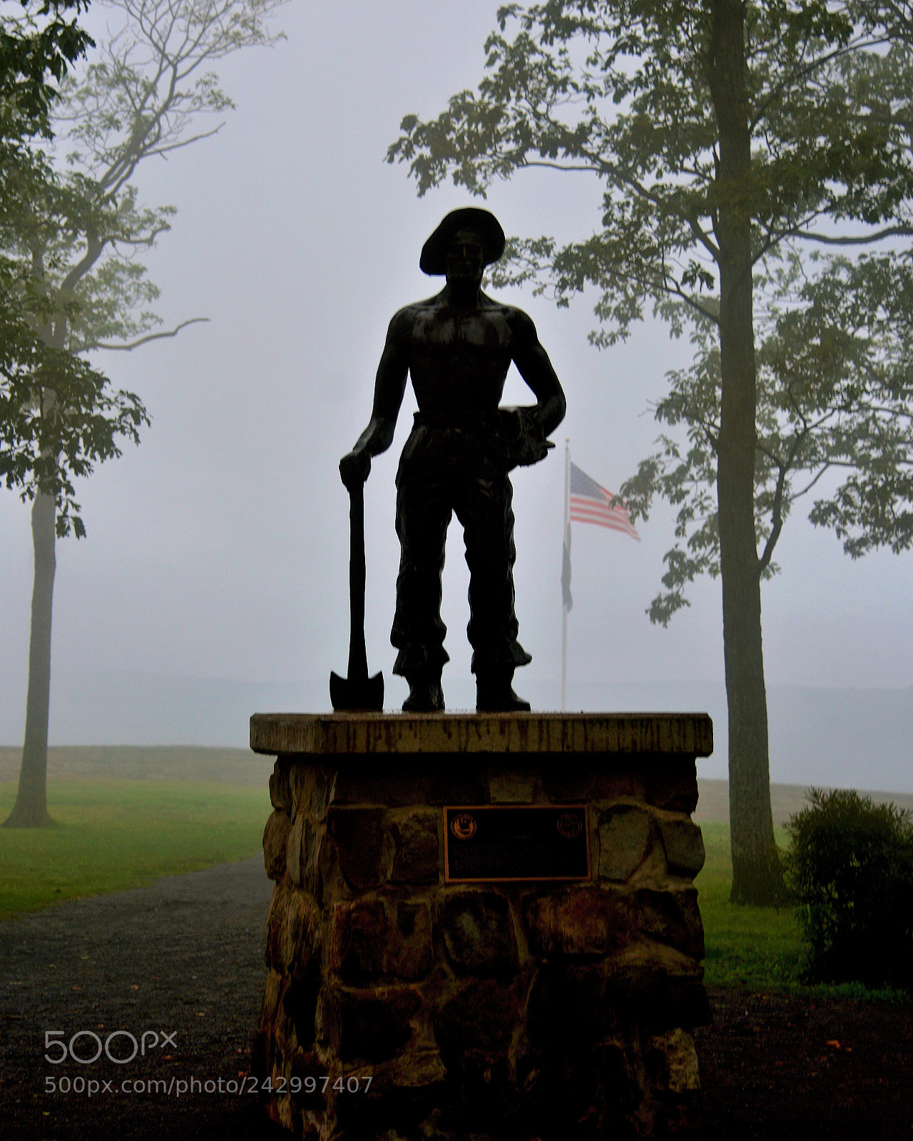 Nikon D810 sample photo. Ccc statue at hyner photography