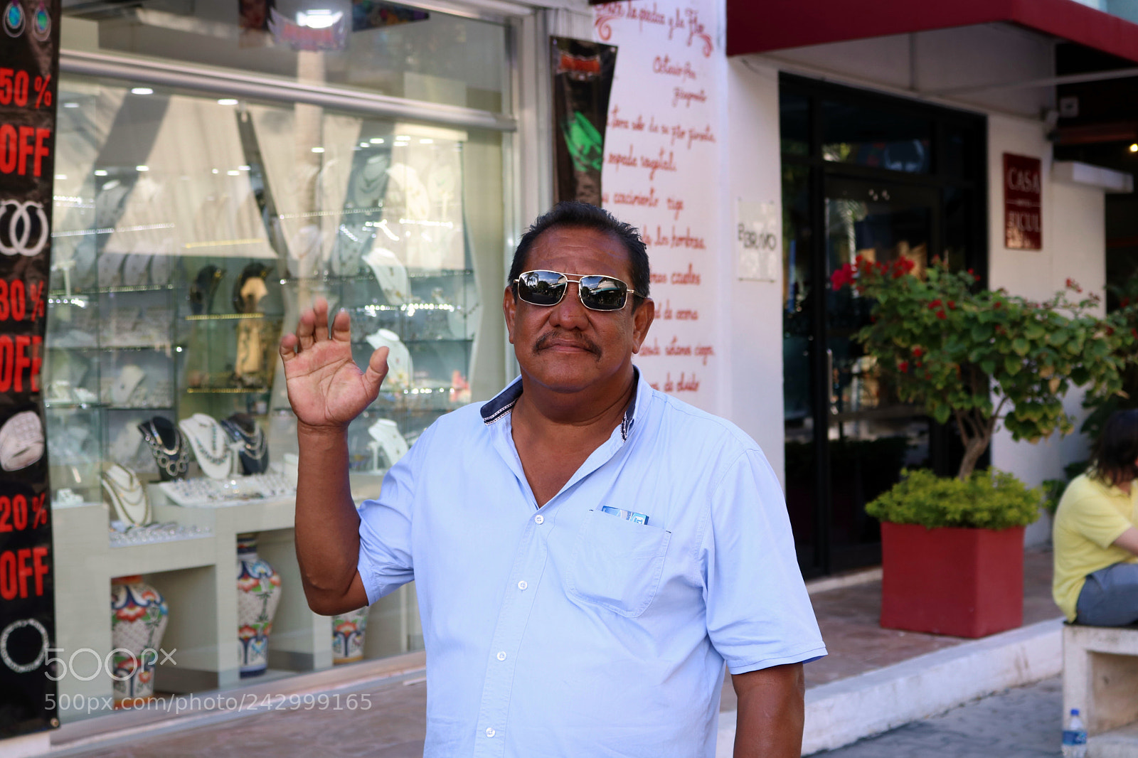 Canon EOS 750D (EOS Rebel T6i / EOS Kiss X8i) sample photo. 5th ave, playa, man photography