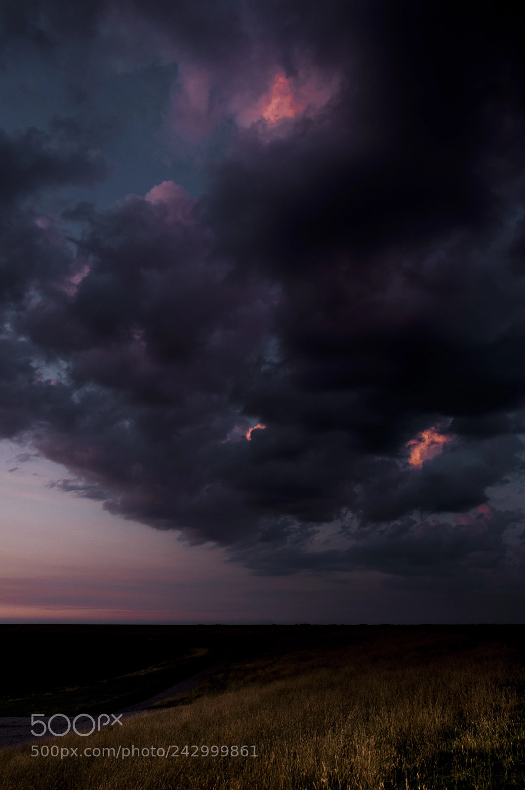 Nikon D90 sample photo. Stormy sunset photography