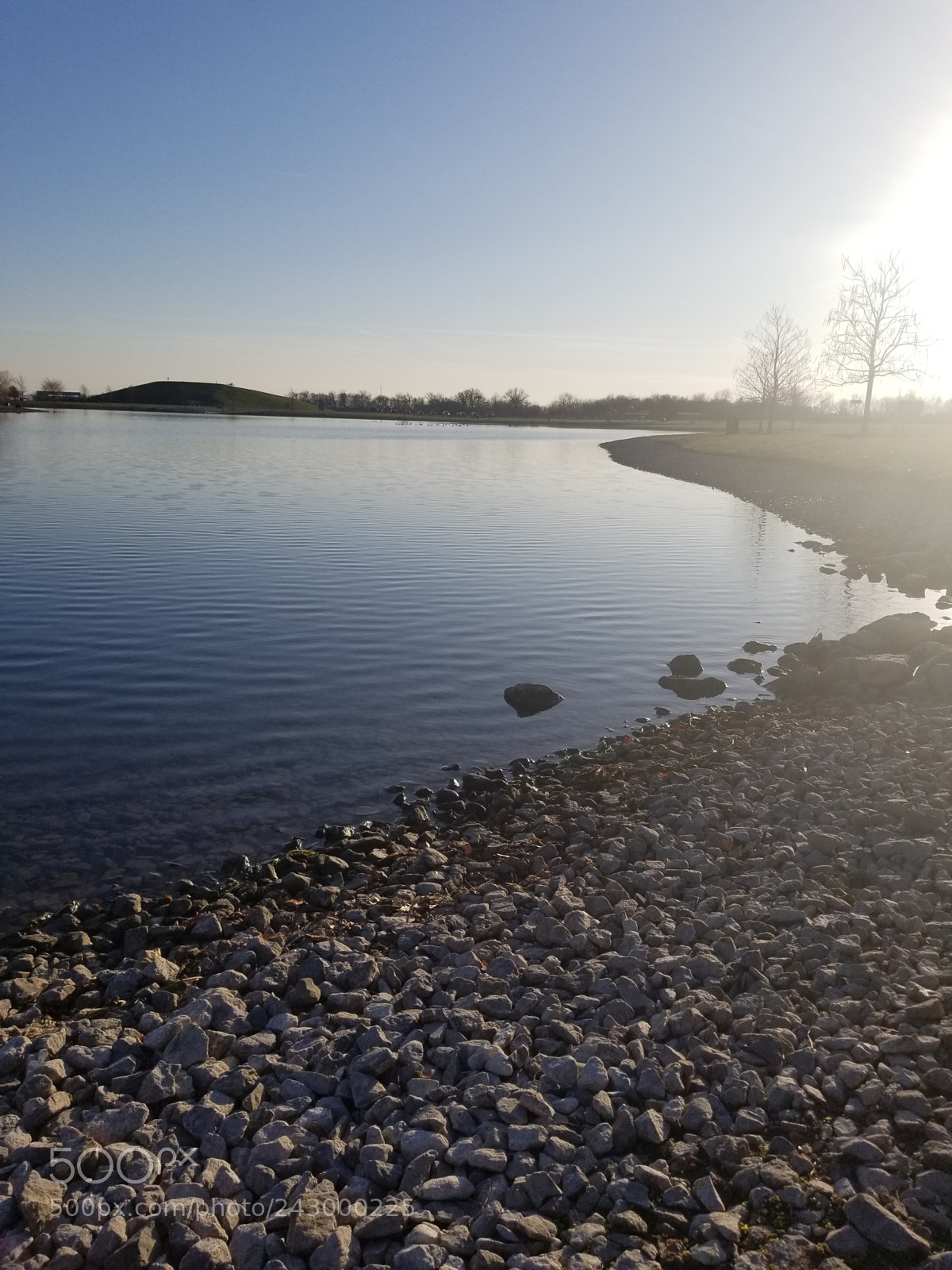 Samsung Galaxy S8+ sample photo. Calm lake front photography