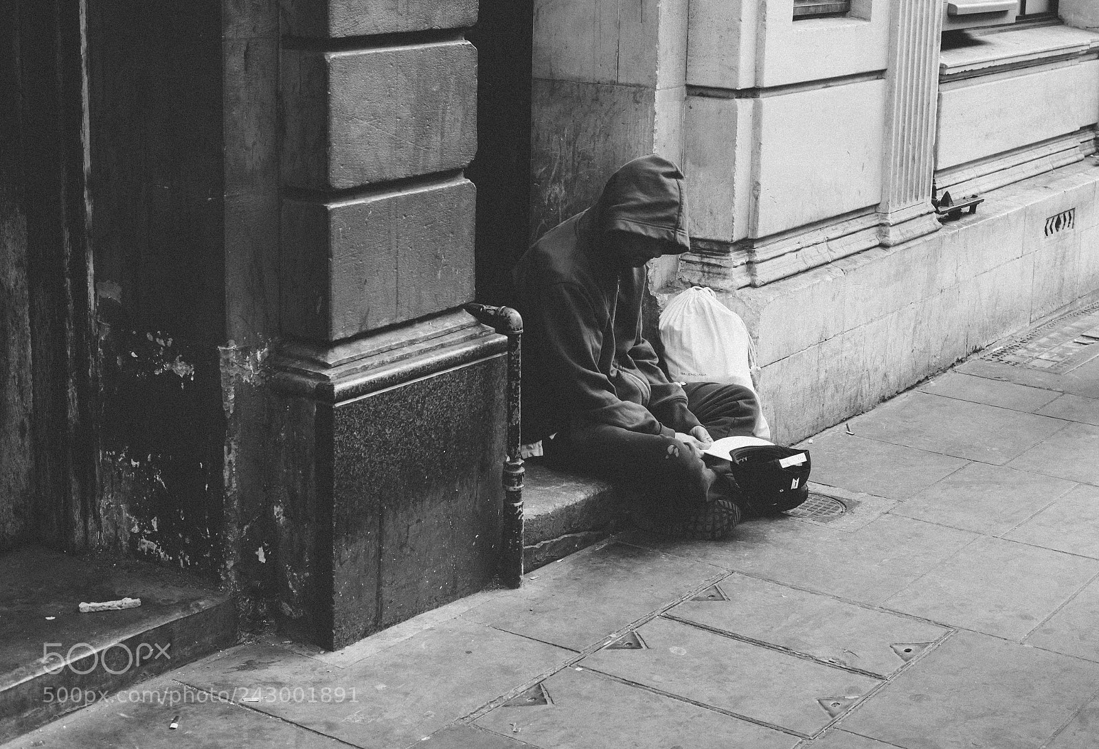 Nikon D610 sample photo. Homeless chap (internet) photography