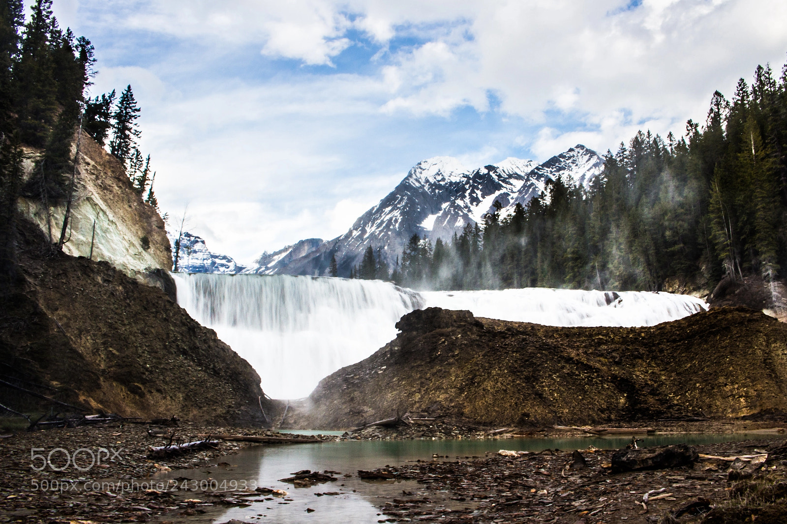 Canon EOS 100D (EOS Rebel SL1 / EOS Kiss X7) sample photo. Wapta falls, bc photography