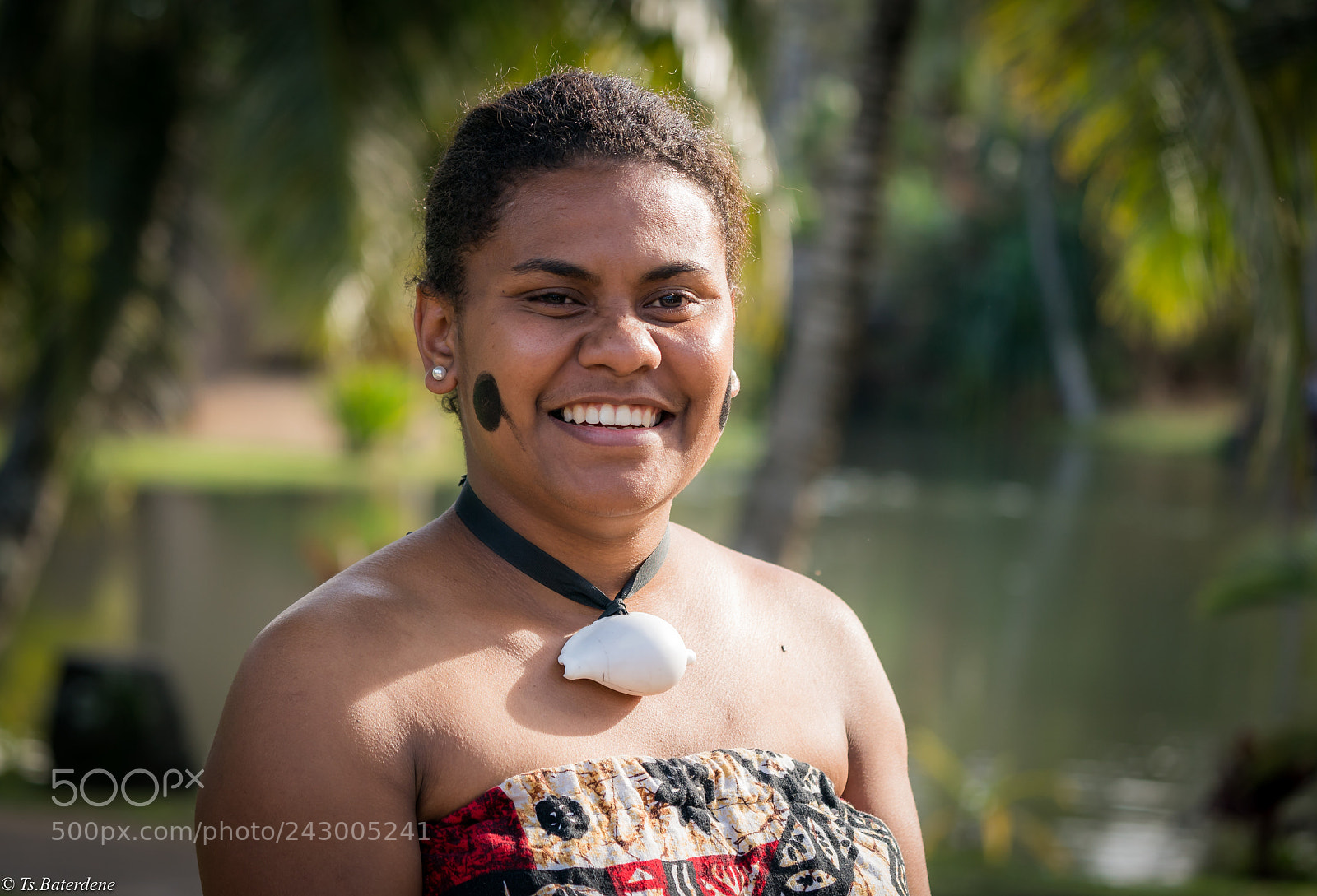 Sony a9 sample photo. Hawain women photography
