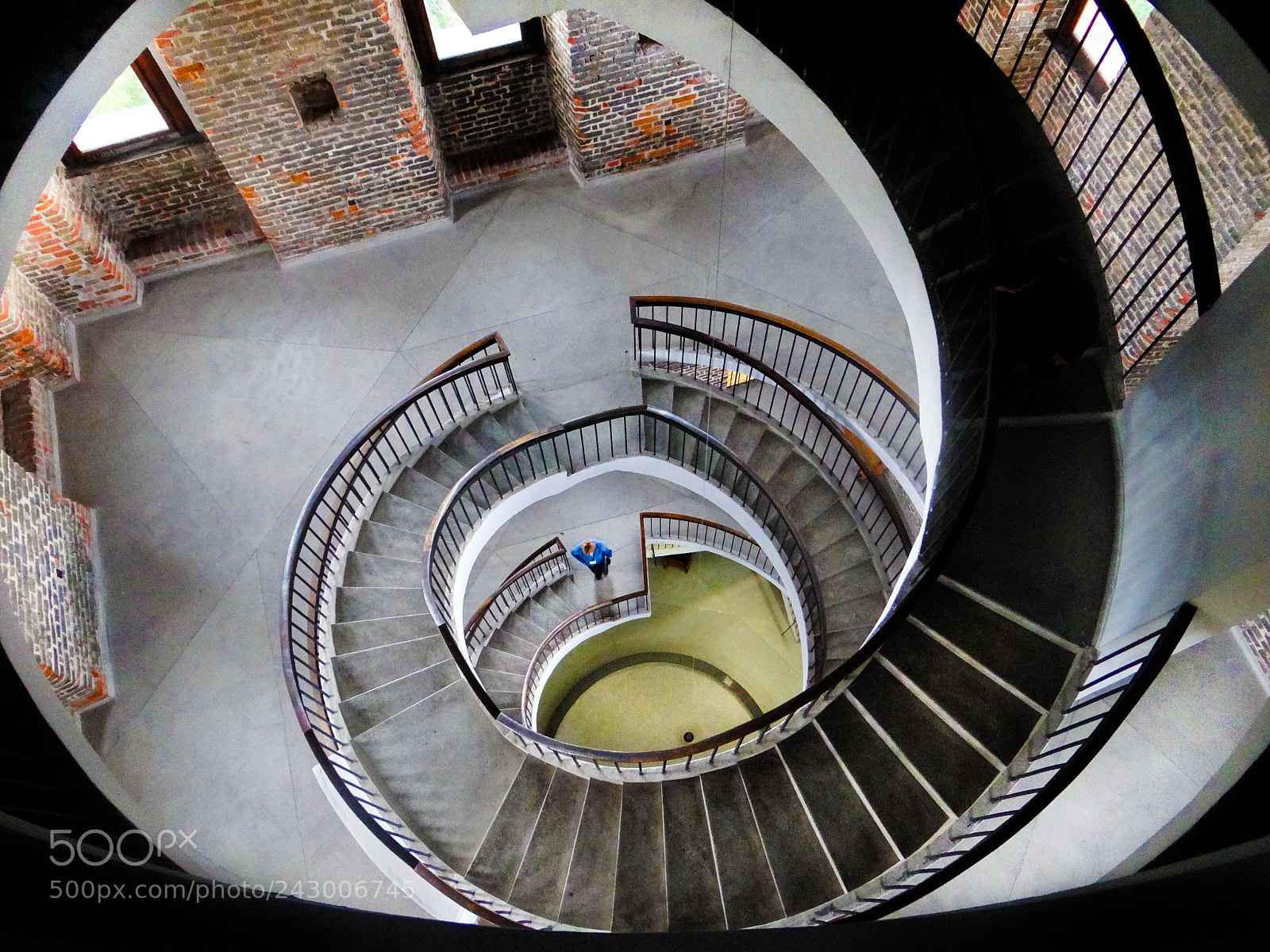 Sony DSC-HX200V sample photo. Nicolaus copernicus museum photography