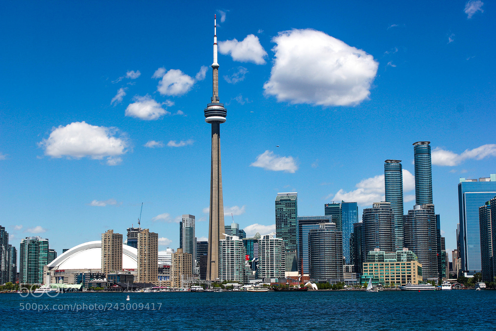 Canon EOS 550D (EOS Rebel T2i / EOS Kiss X4) sample photo. Toronto. photography