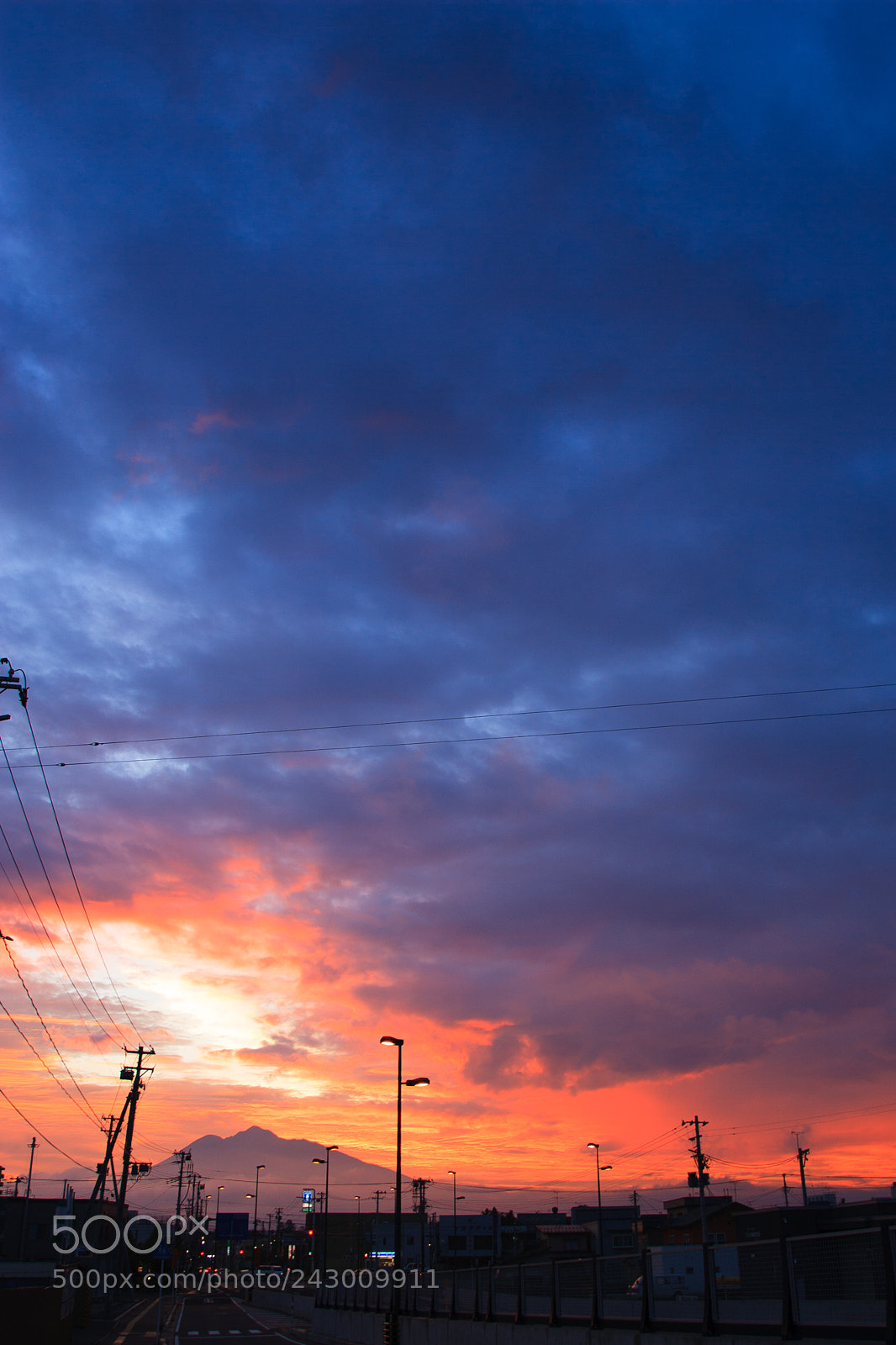 Canon EOS-1D Mark II sample photo. Mt.iwakisan photography