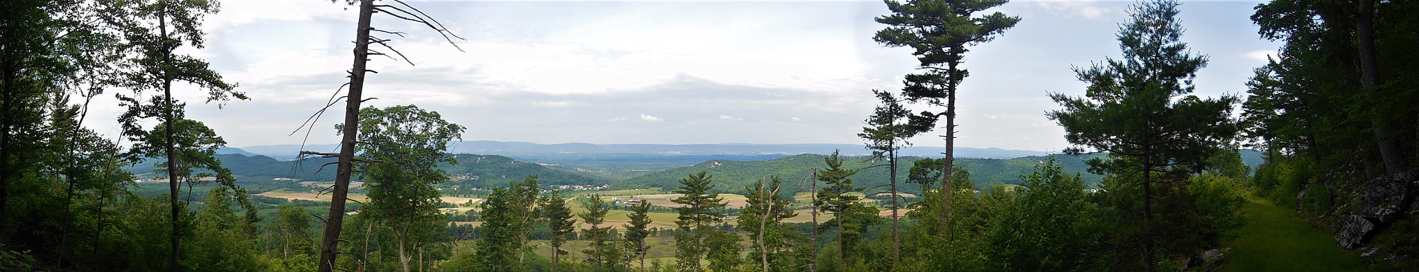 Nikon Coolpix S6500 sample photo. Appalachain overlook photography