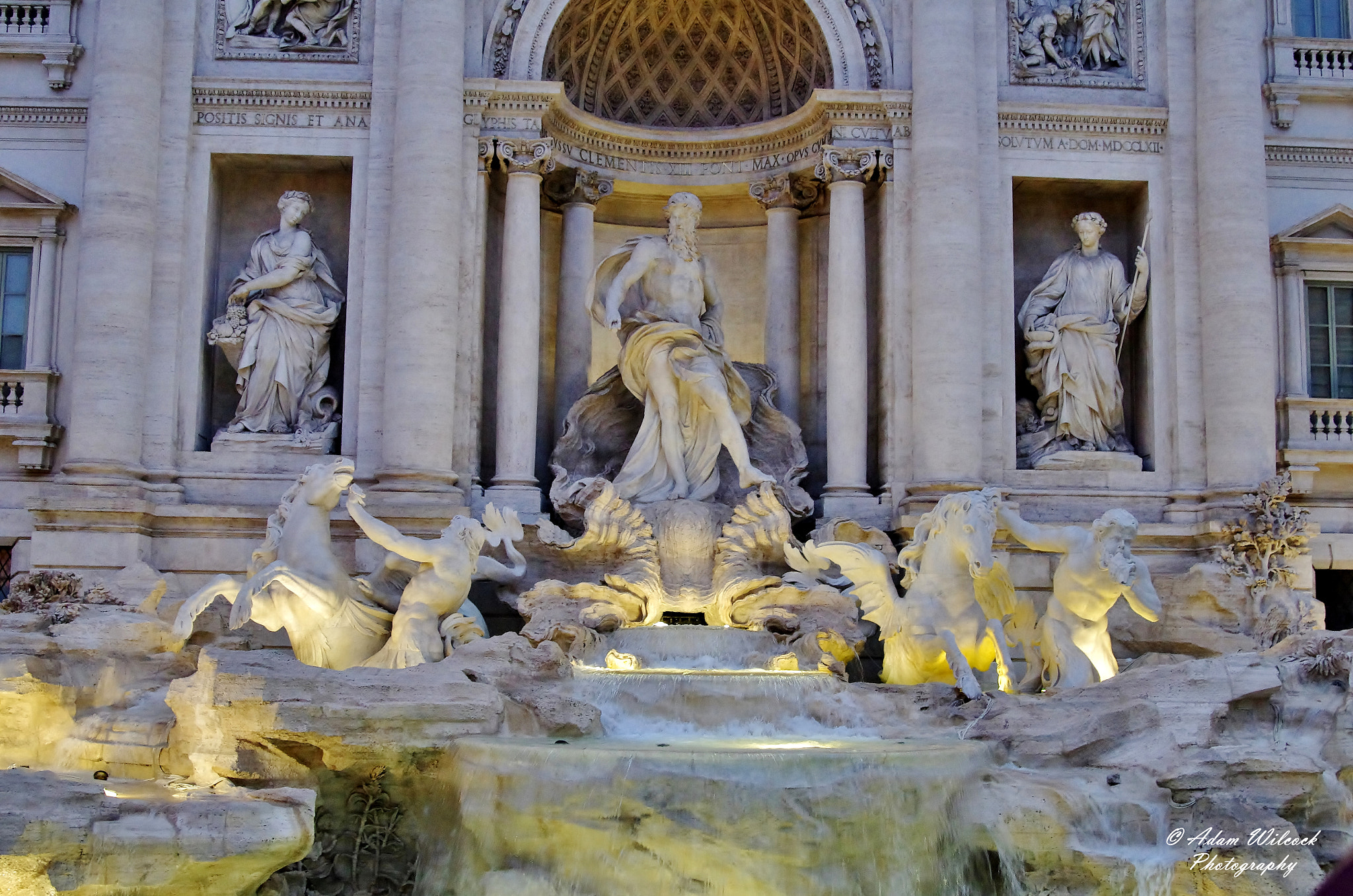 Pentax K-5 sample photo. Trevi fountain rome photography