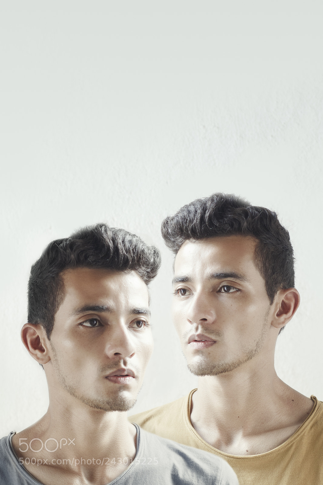 Canon EOS 700D (EOS Rebel T5i / EOS Kiss X7i) sample photo. Twins photography