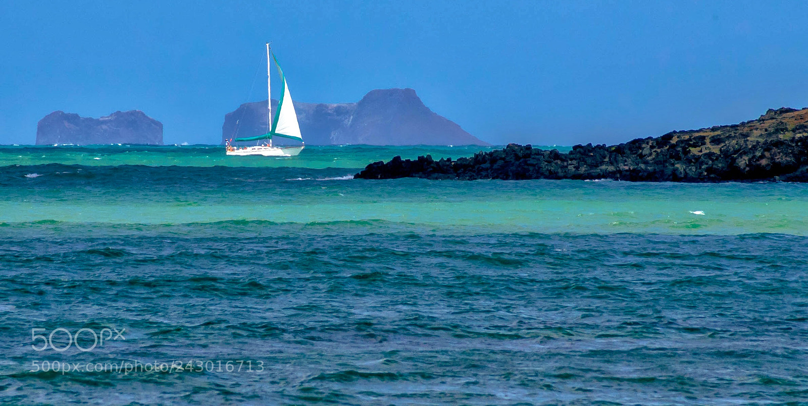 Nikon D70 sample photo. Kauai sailboat photography