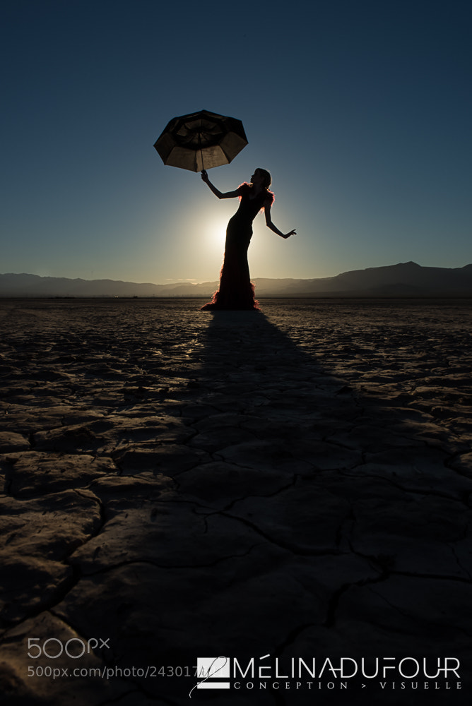 Nikon D610 sample photo. La femme au parapluie photography