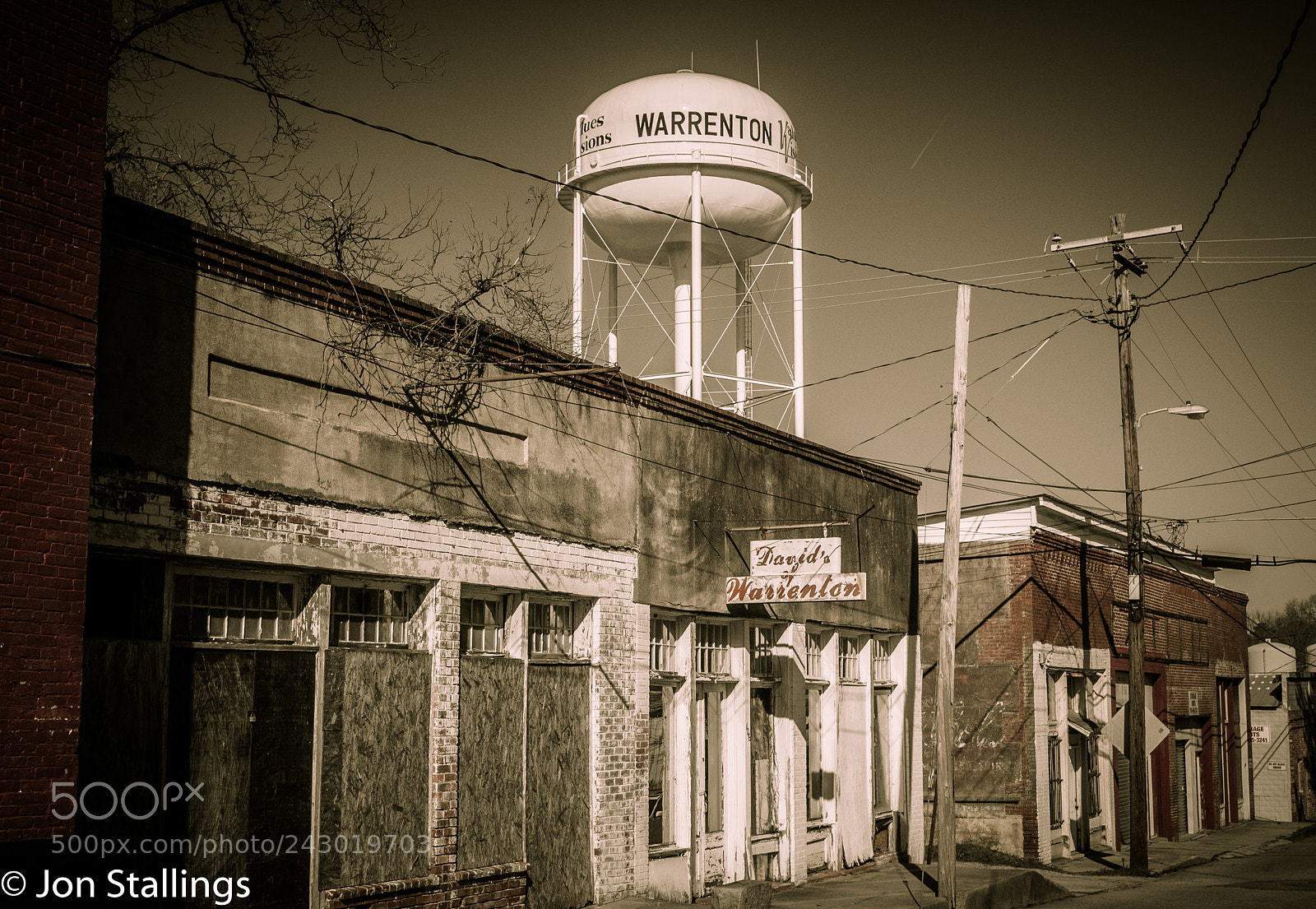 Nikon D3000 sample photo. Water tower photography