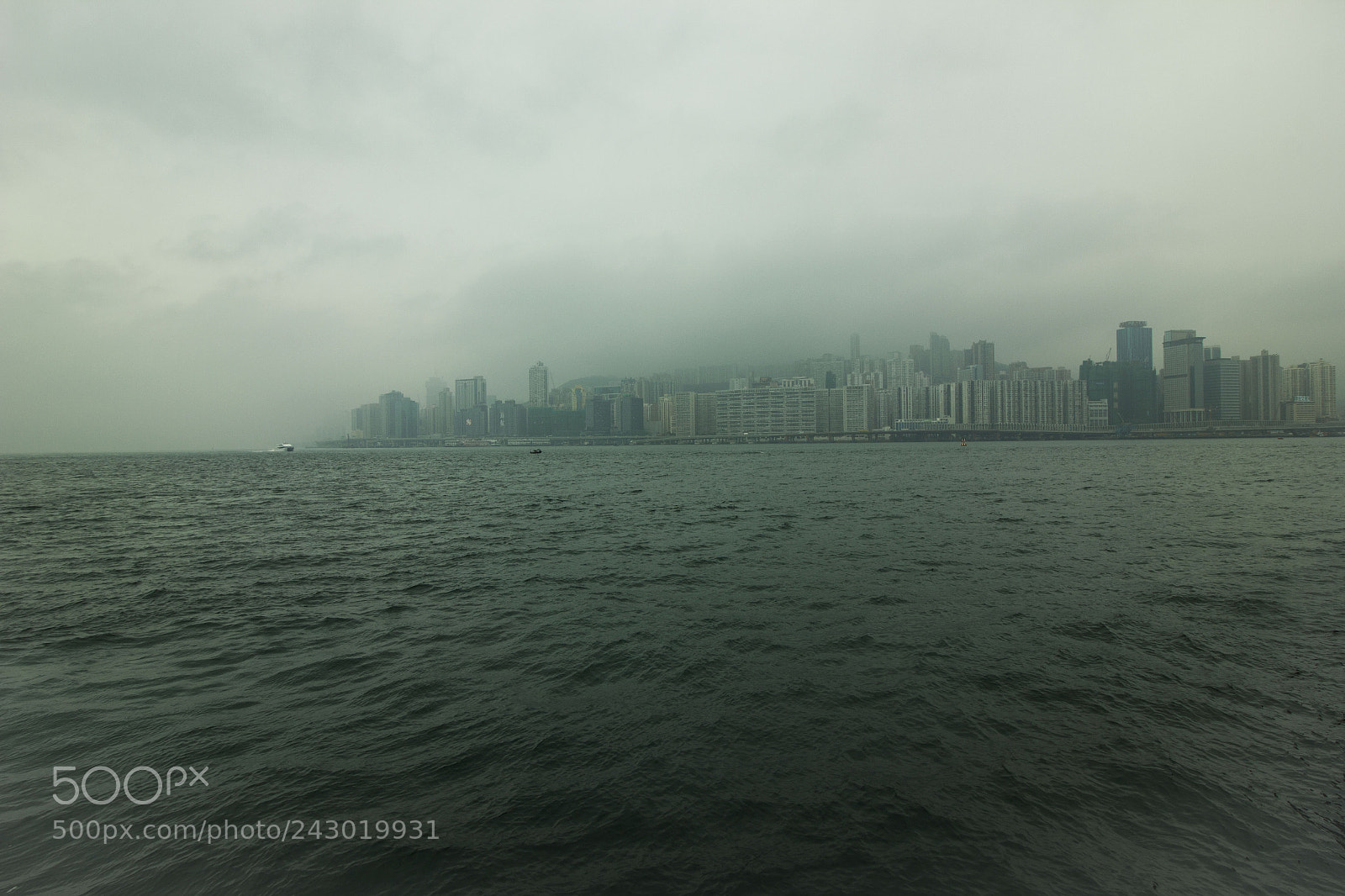 Canon EOS 550D (EOS Rebel T2i / EOS Kiss X4) sample photo. Morning haze - hong photography