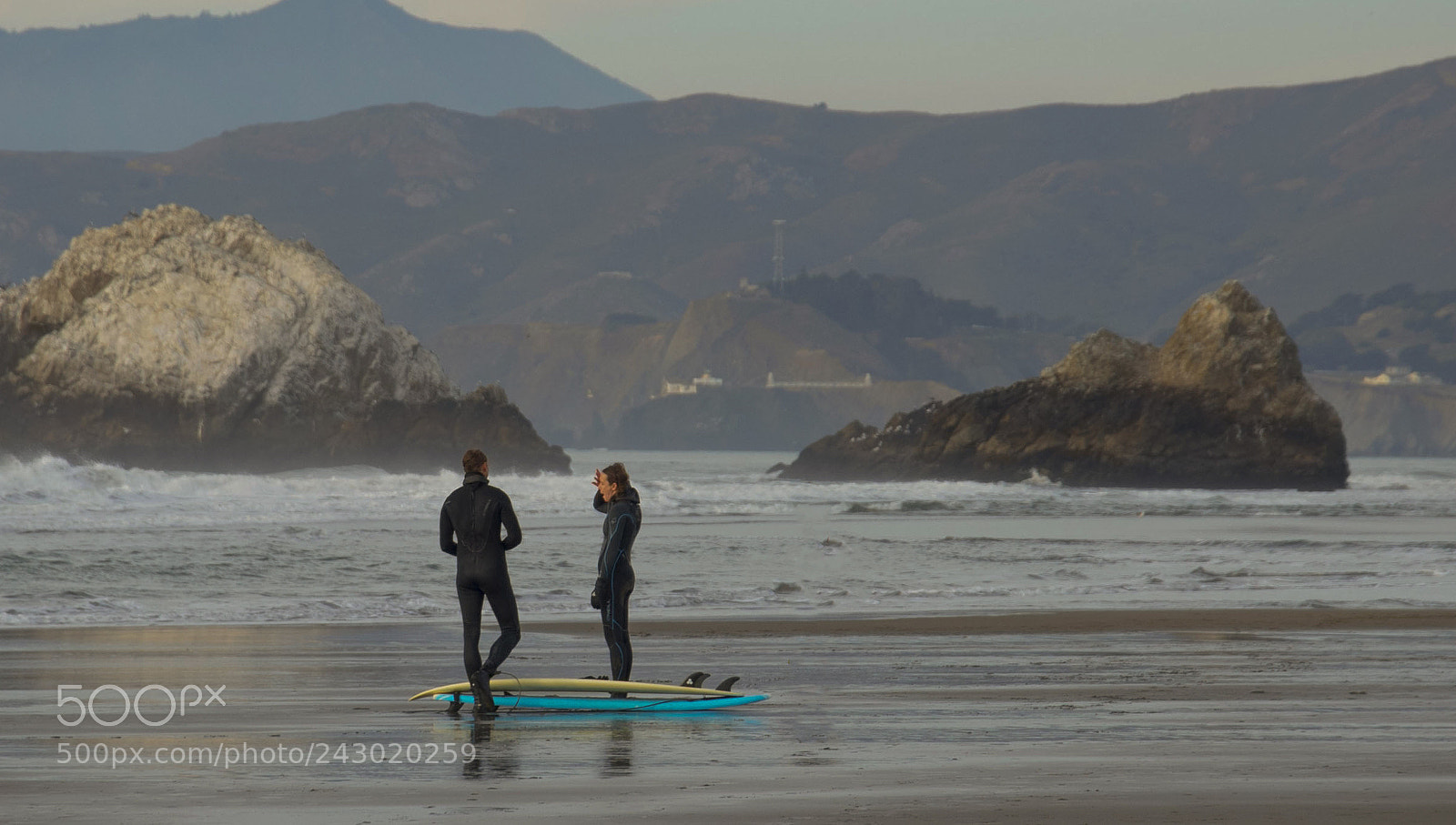 Canon EOS 6D Mark II sample photo. Surf 'n turf photography