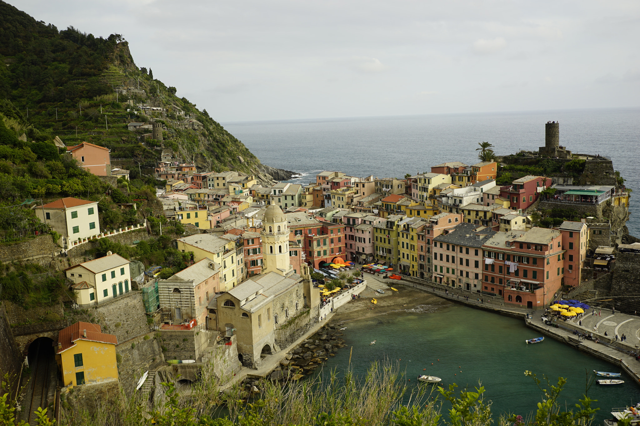 ZEISS Loxia 35mm F2 sample photo. Italian village at cinq terre photography