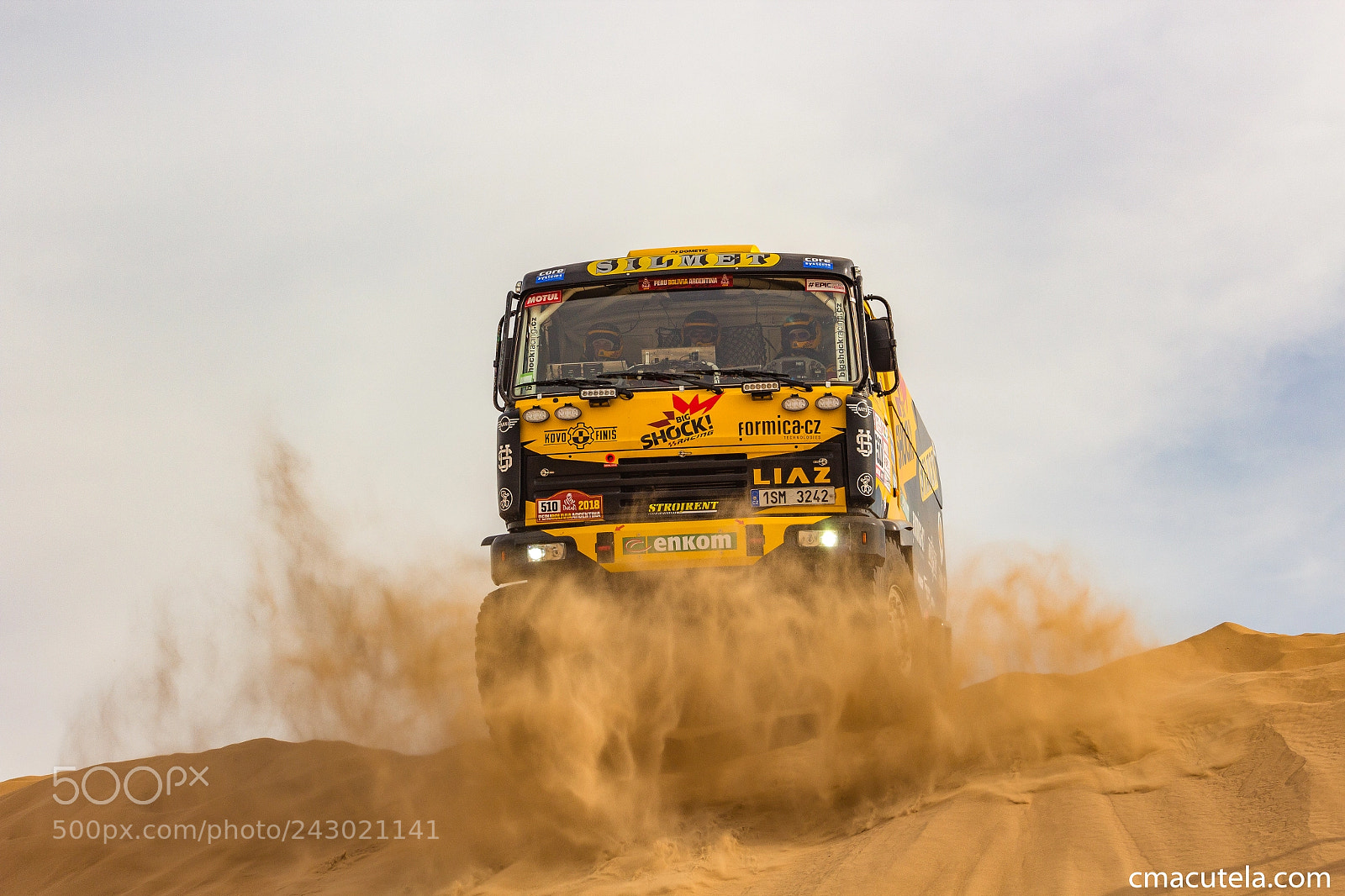Canon EOS 1200D (EOS Rebel T5 / EOS Kiss X70 / EOS Hi) sample photo. Dust in dakar 2018 photography