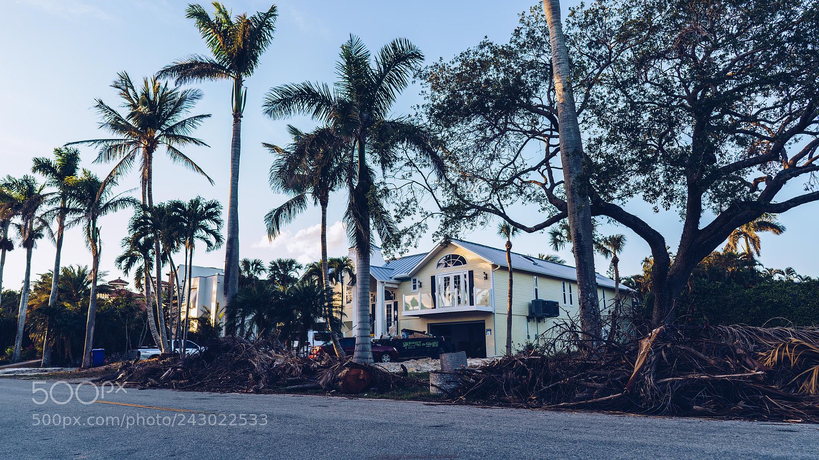 Sony a7R II sample photo. Naples | big house photography
