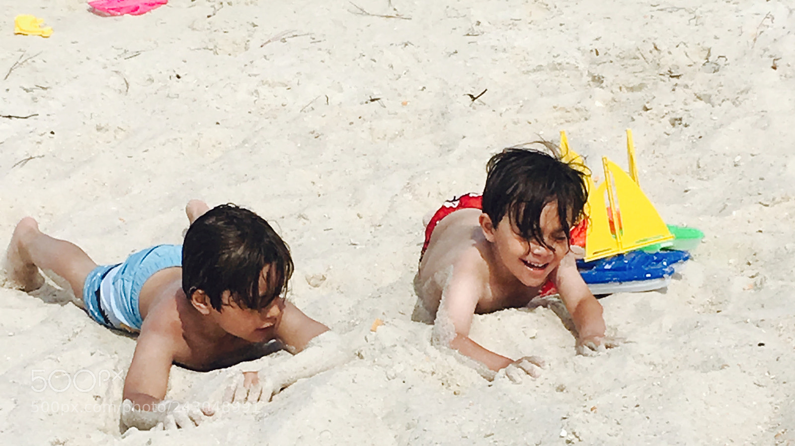 Apple iPhone 6s sample photo. My son and cousin photography