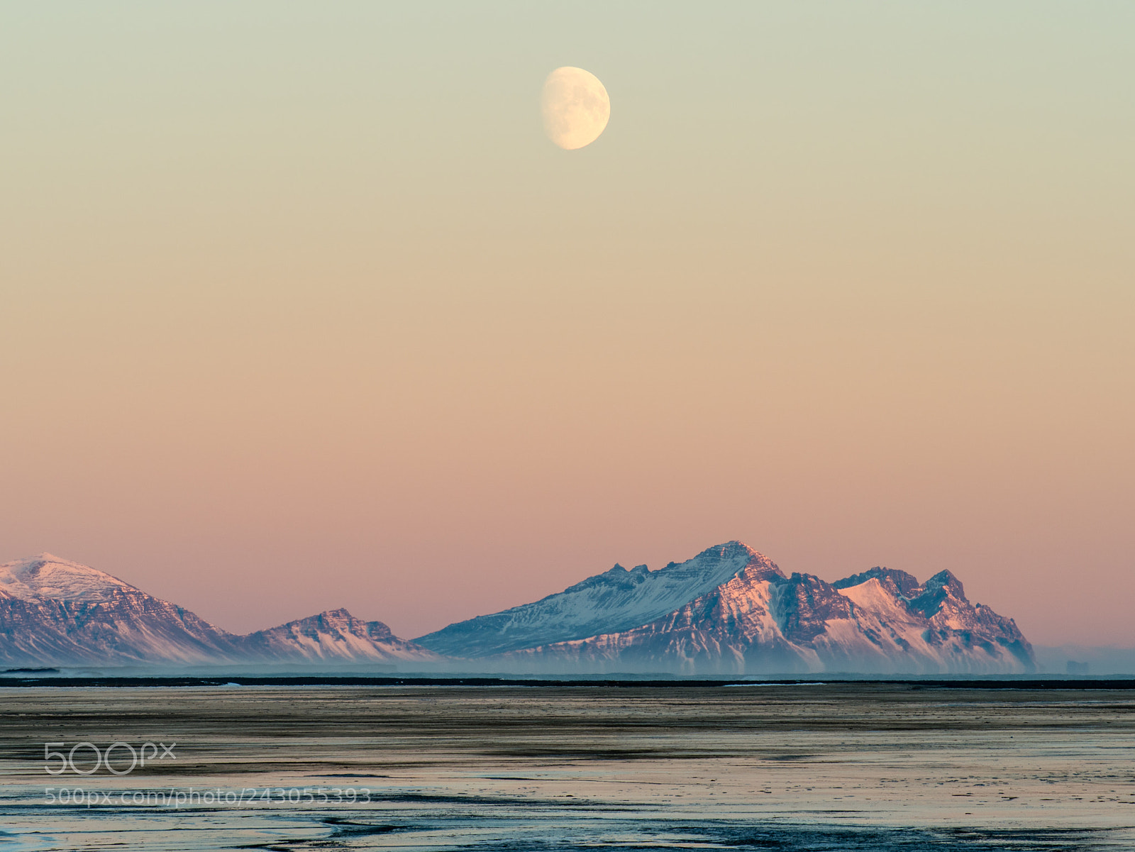 Olympus OM-D E-M1 Mark II sample photo. Moon photography