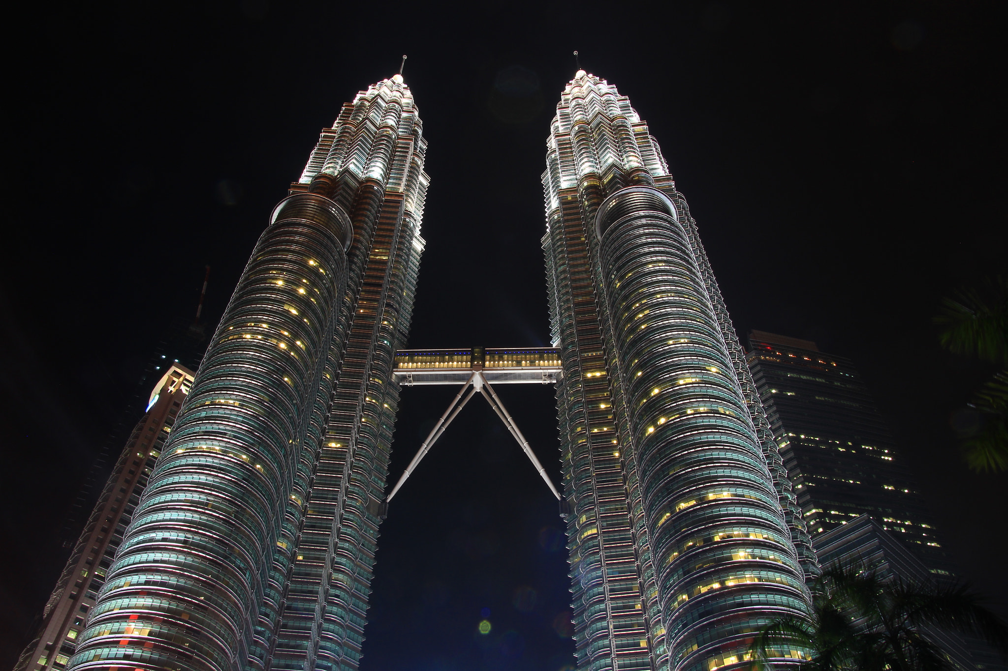 Canon EOS 700D (EOS Rebel T5i / EOS Kiss X7i) sample photo. Petronas twin tower photography