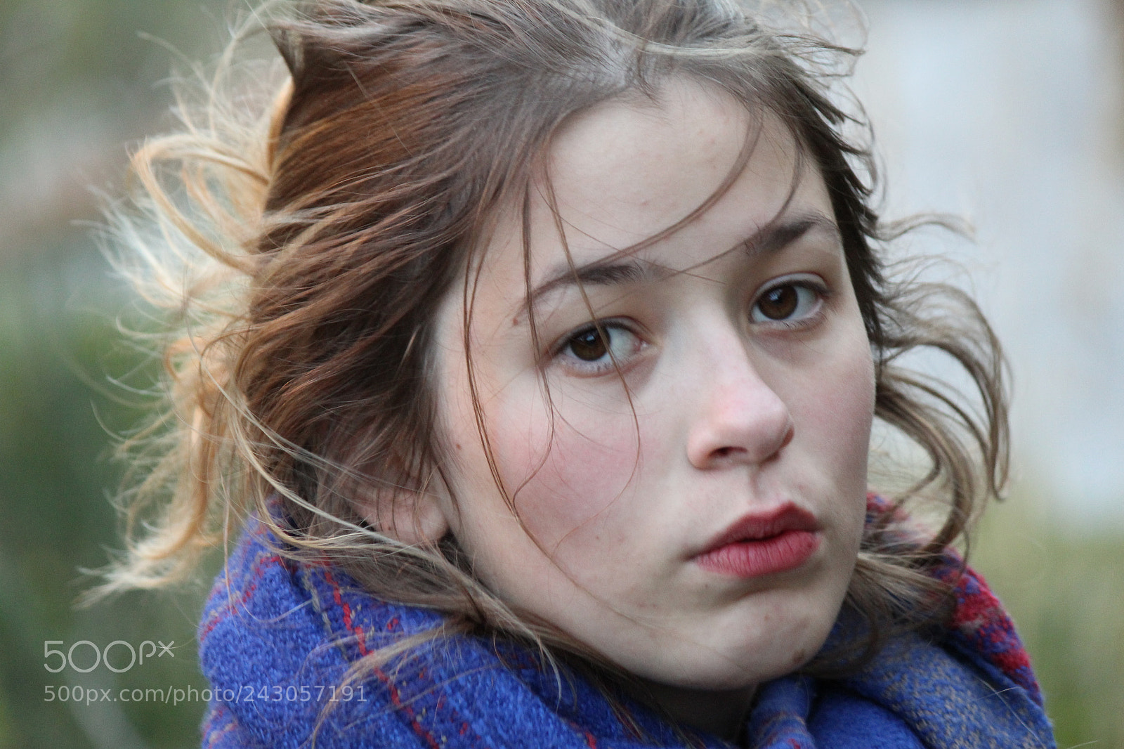 Canon EF-S 55-250mm F4-5.6 IS II sample photo. Glance photography