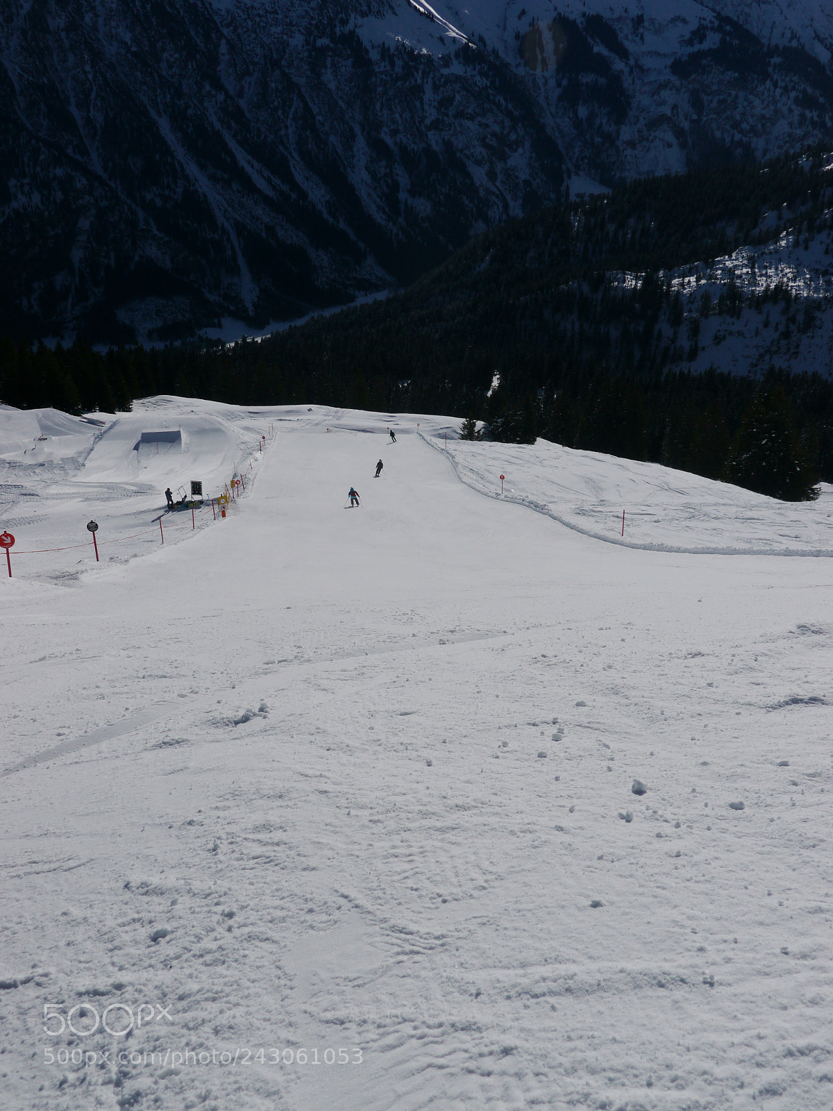 Panasonic Lumix DMC-GH2 sample photo. Ski slope lot of photography