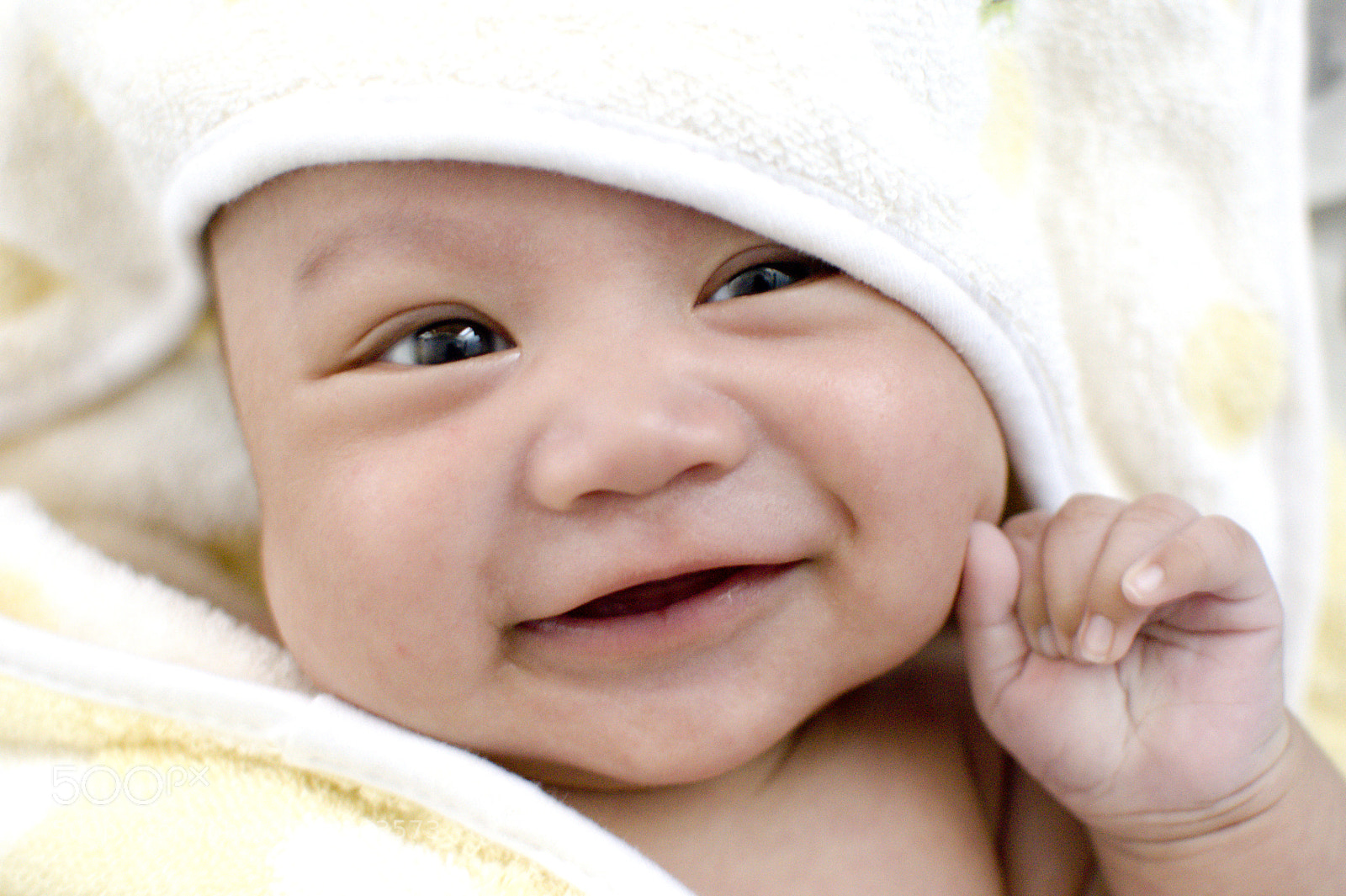 Nikon D90 sample photo. A portrait of a photography