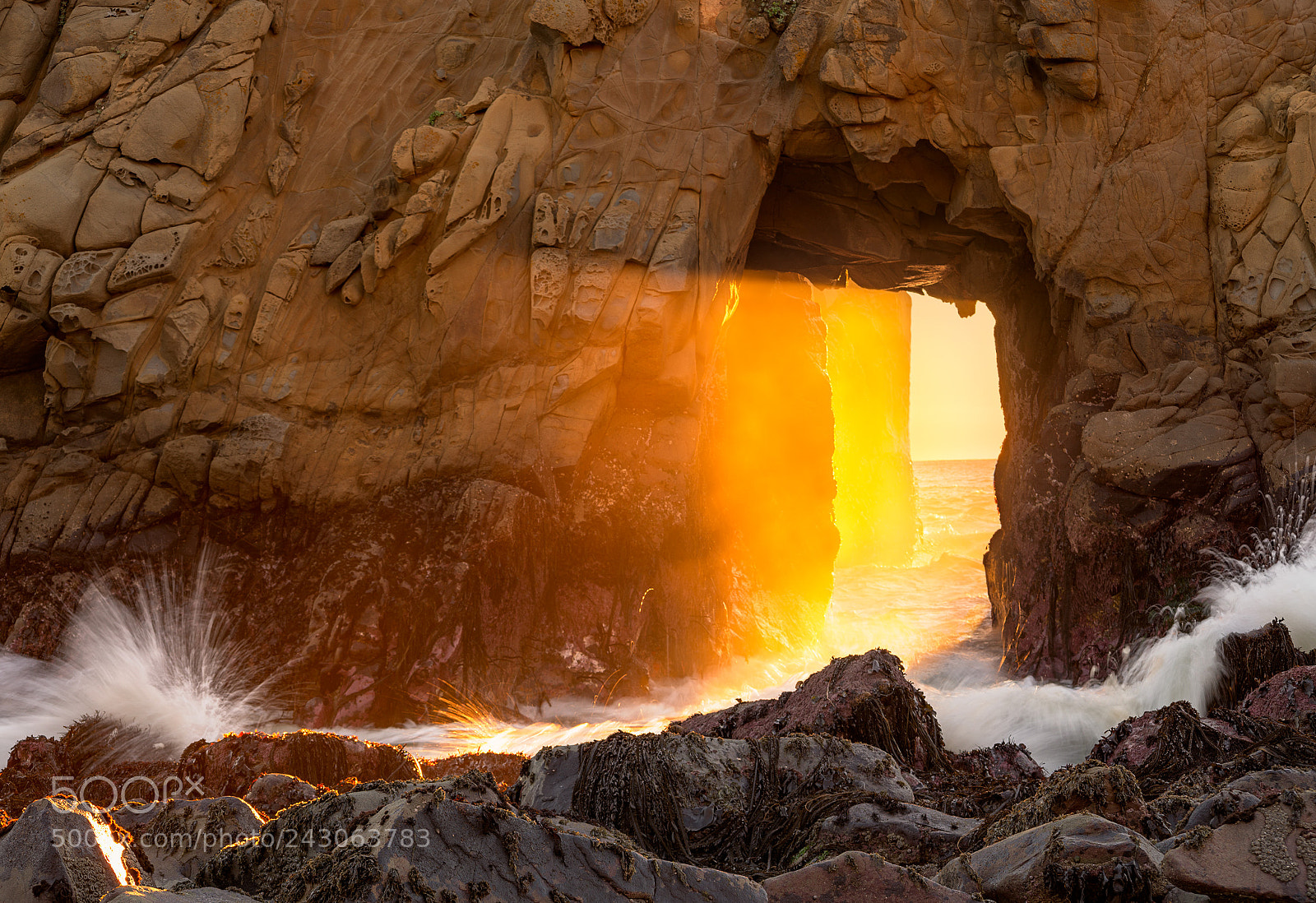 Nikon D600 sample photo. Pfeiffer beach keyhole splash photography