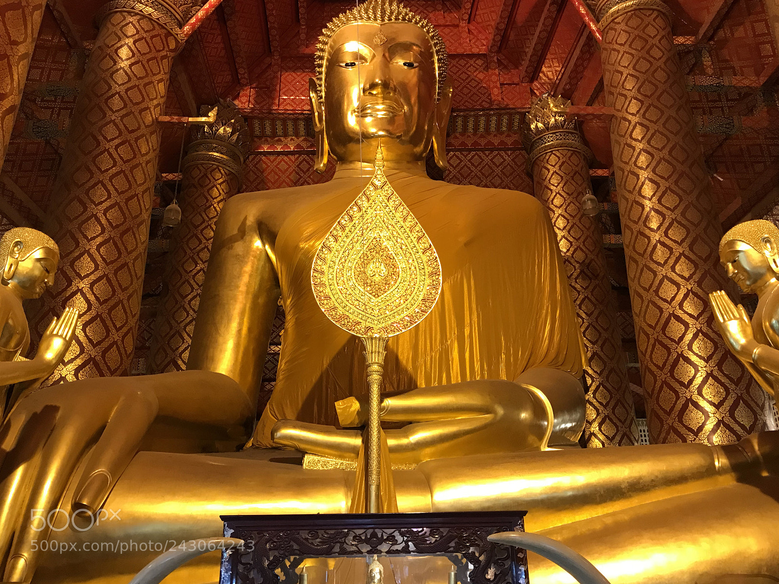 Apple iPhone 7 sample photo. Wat phanan choeng, ayutthaya photography