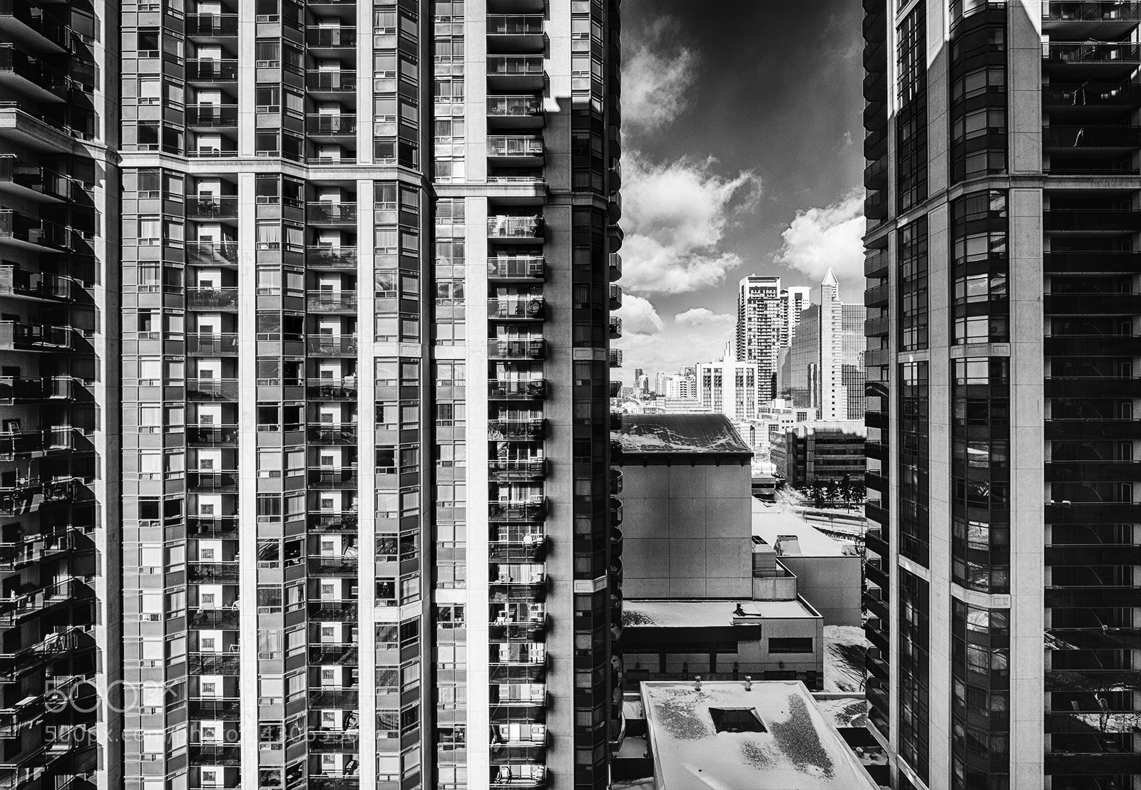 Fujifilm X-T1 sample photo. Framed architecture photography