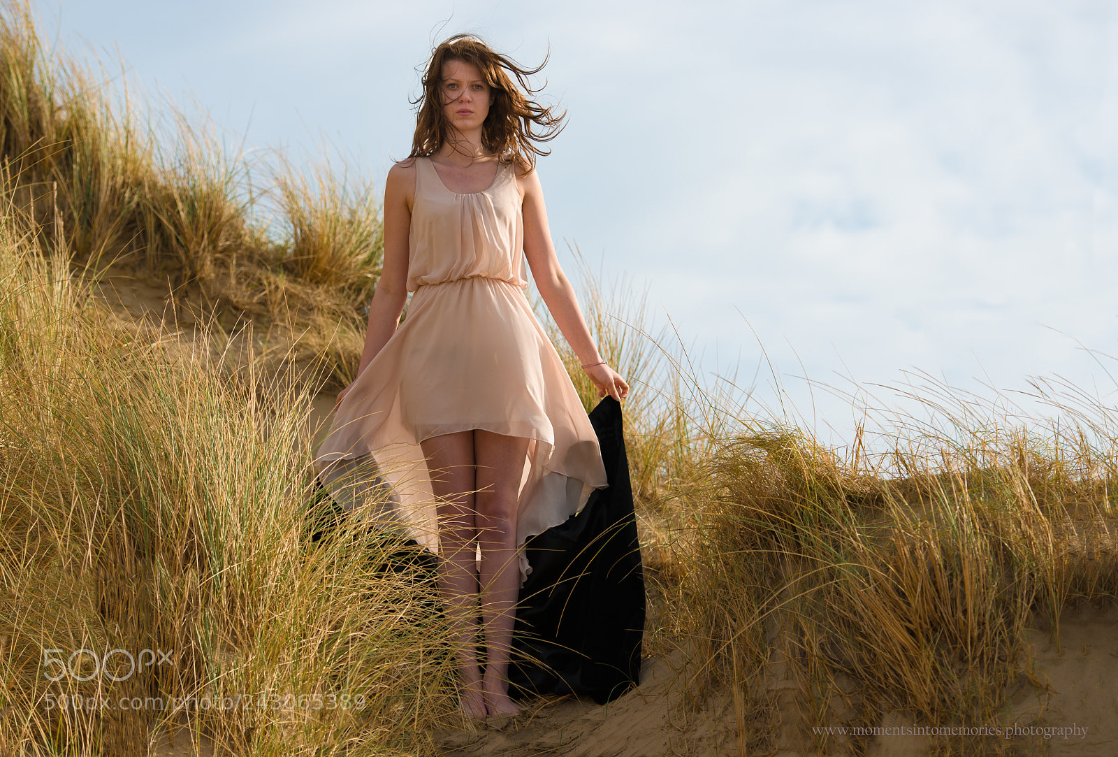Nikon D800 sample photo. Girl in the sand photography