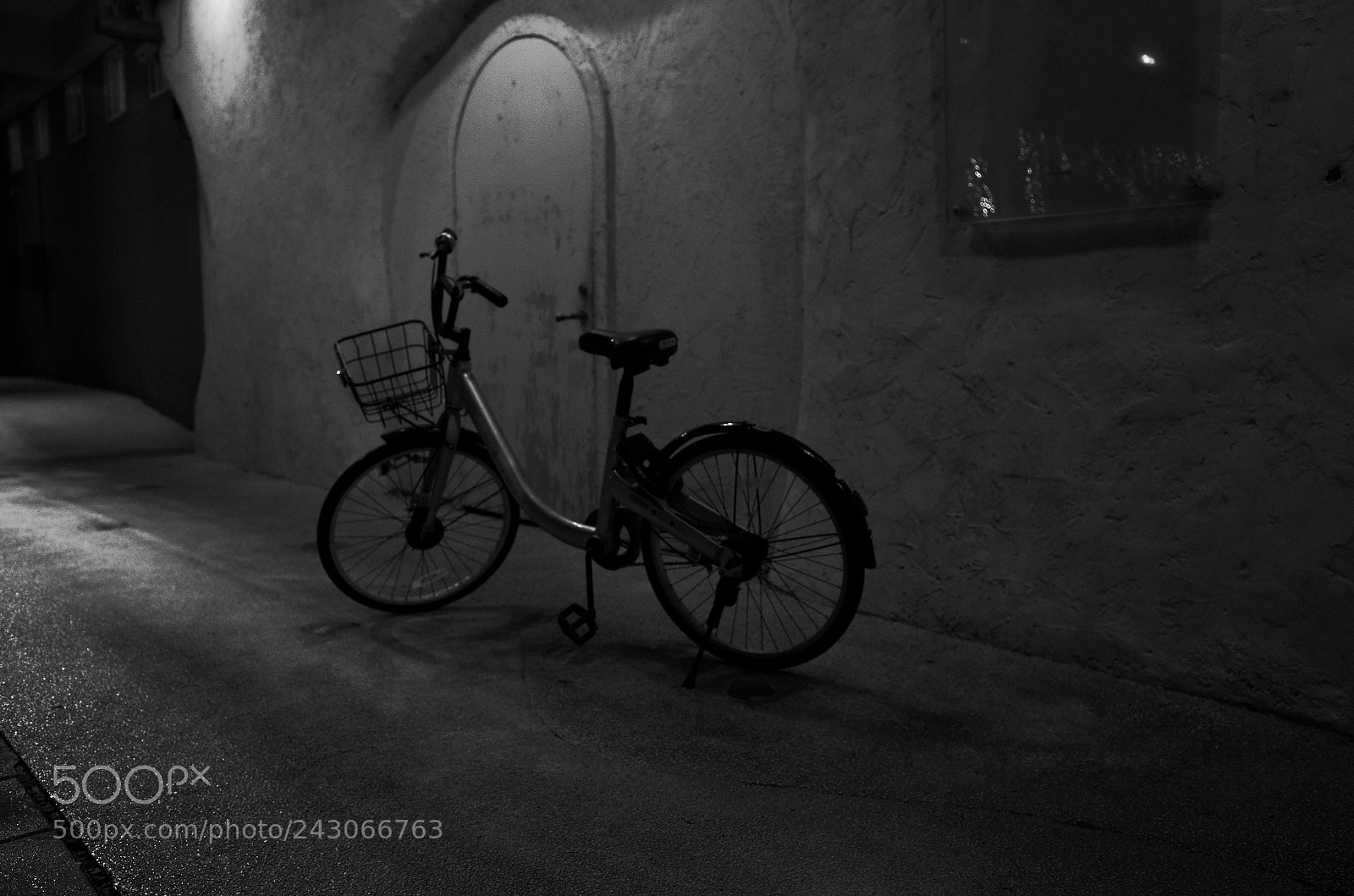 Ricoh GR II sample photo. Lonely bike? photography