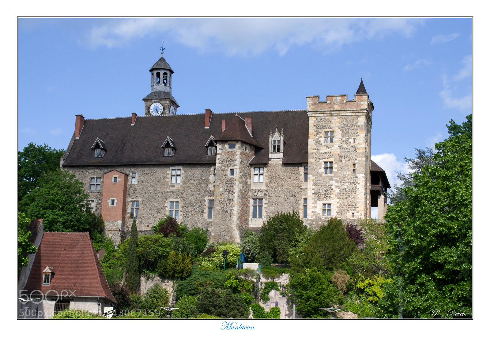 Pentax K-r sample photo. Montlucon france chateau des photography